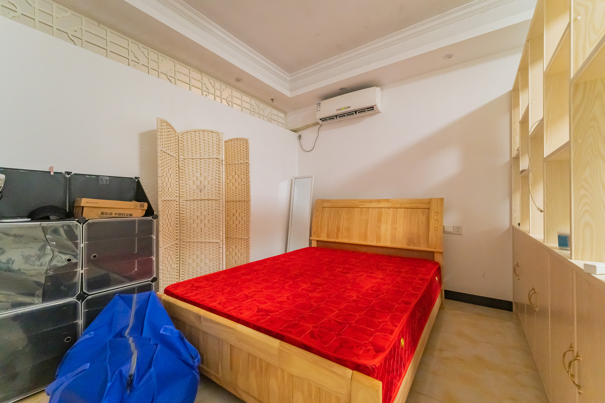 MOMA当代广场  2室1厅1卫    38.0万 MOMA当代广场  2室1厅1卫    38.0万卧室