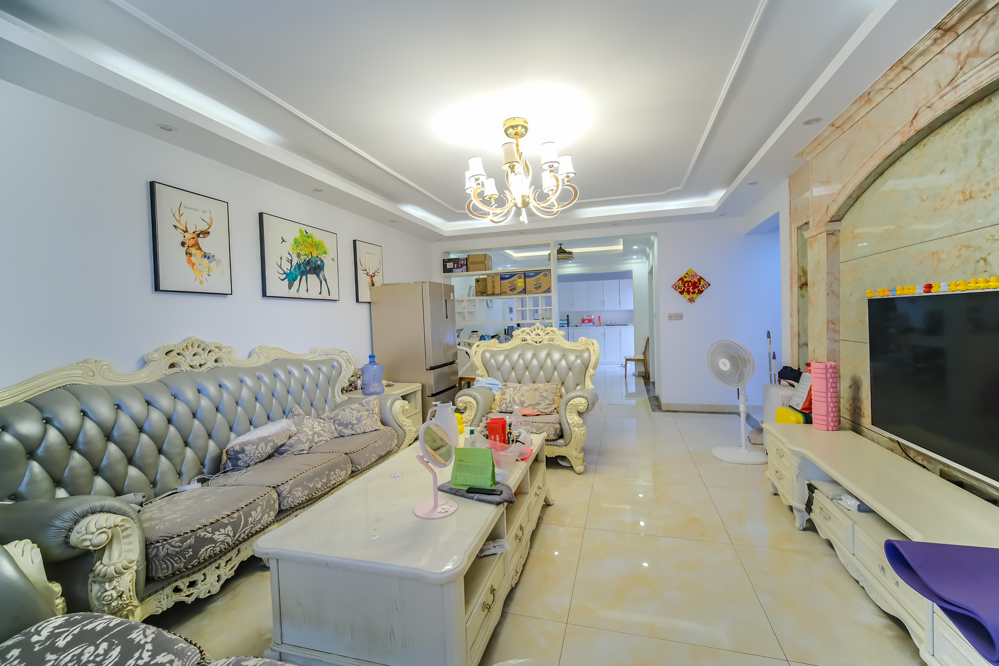 世景华庭 3室2厅2卫 86.8万 世景华庭 3室2厅2卫 86.8万客厅