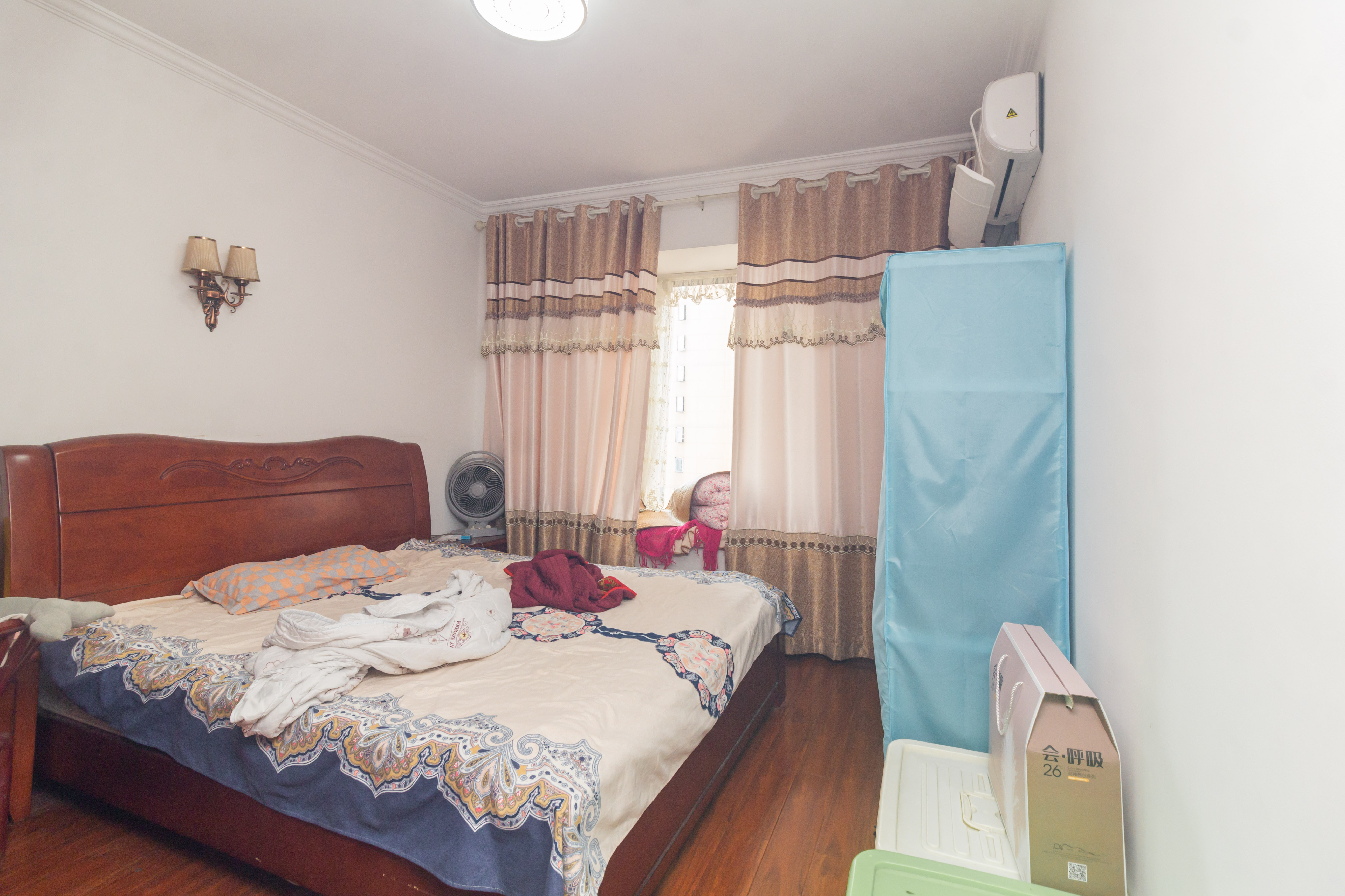 中欣楚天雅郡 4室2厅2卫 72.8万 中欣楚天雅郡 4室2厅2卫 72.8万卧室