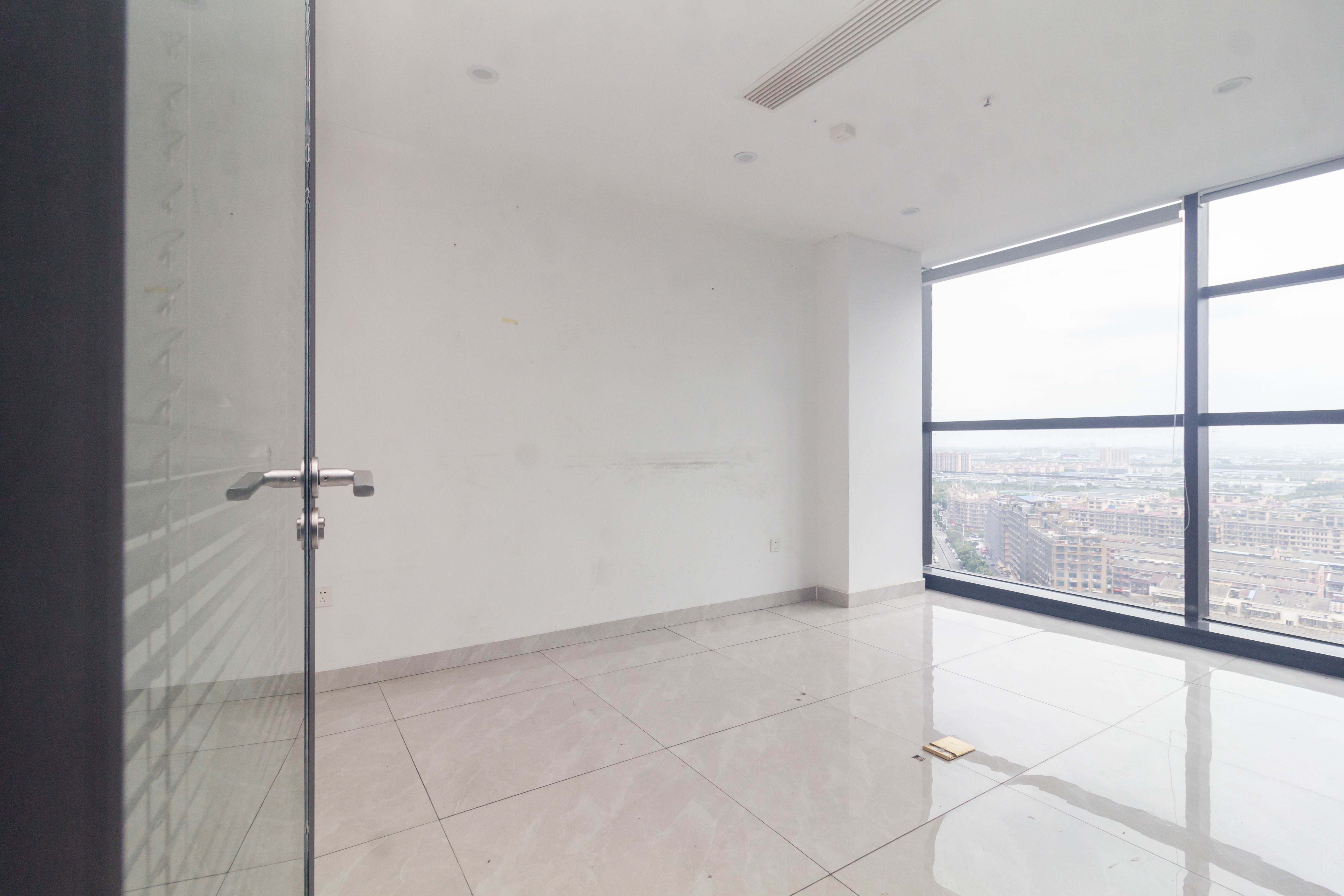 中部智谷产业园  1室1厅1卫    149.8万 中部智谷产业园  1室1厅1卫    149.8万卧室