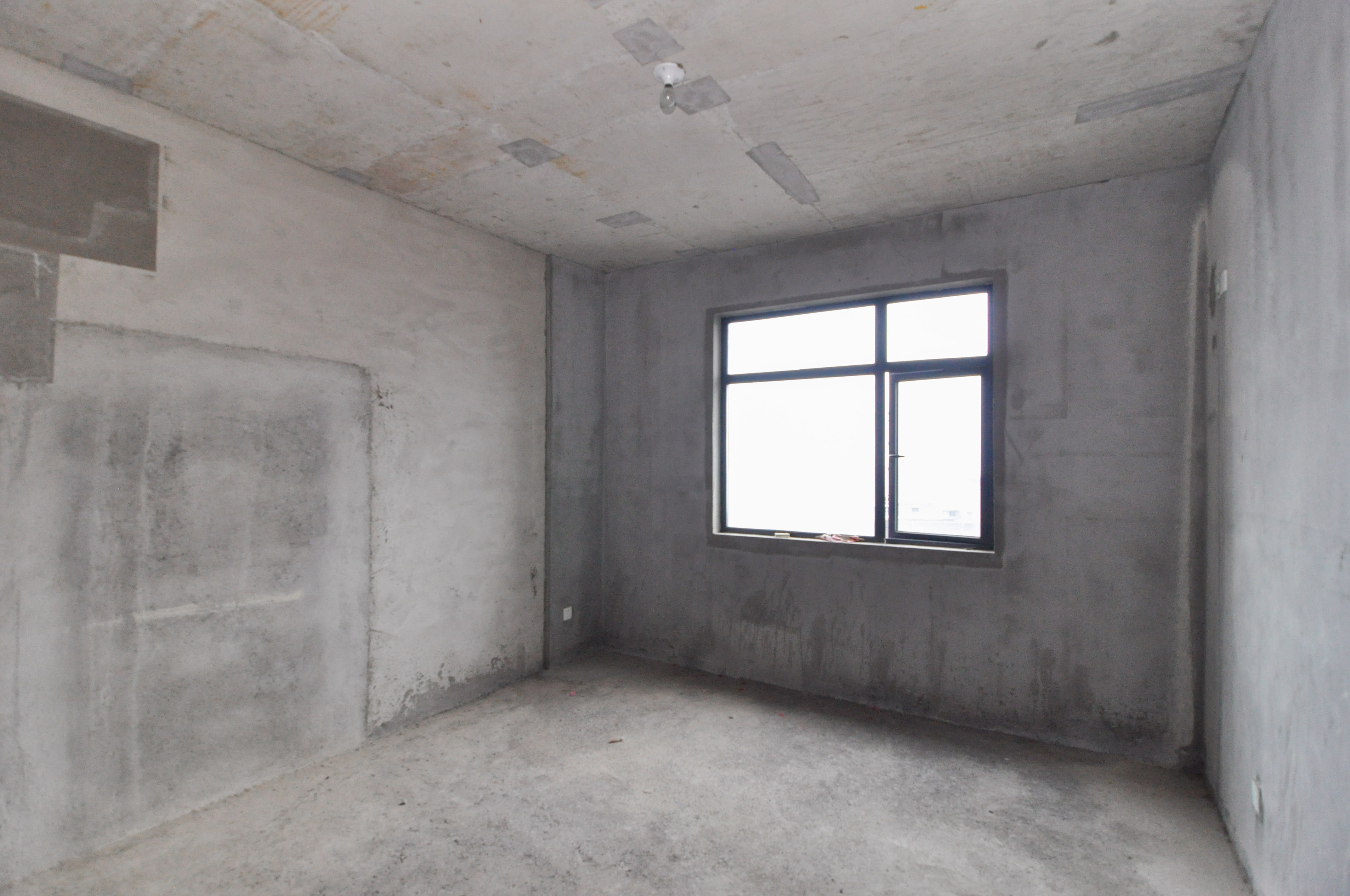 中央美郡  4室2厅2卫    130.0万 中央美郡  4室2厅2卫    130.0万其他