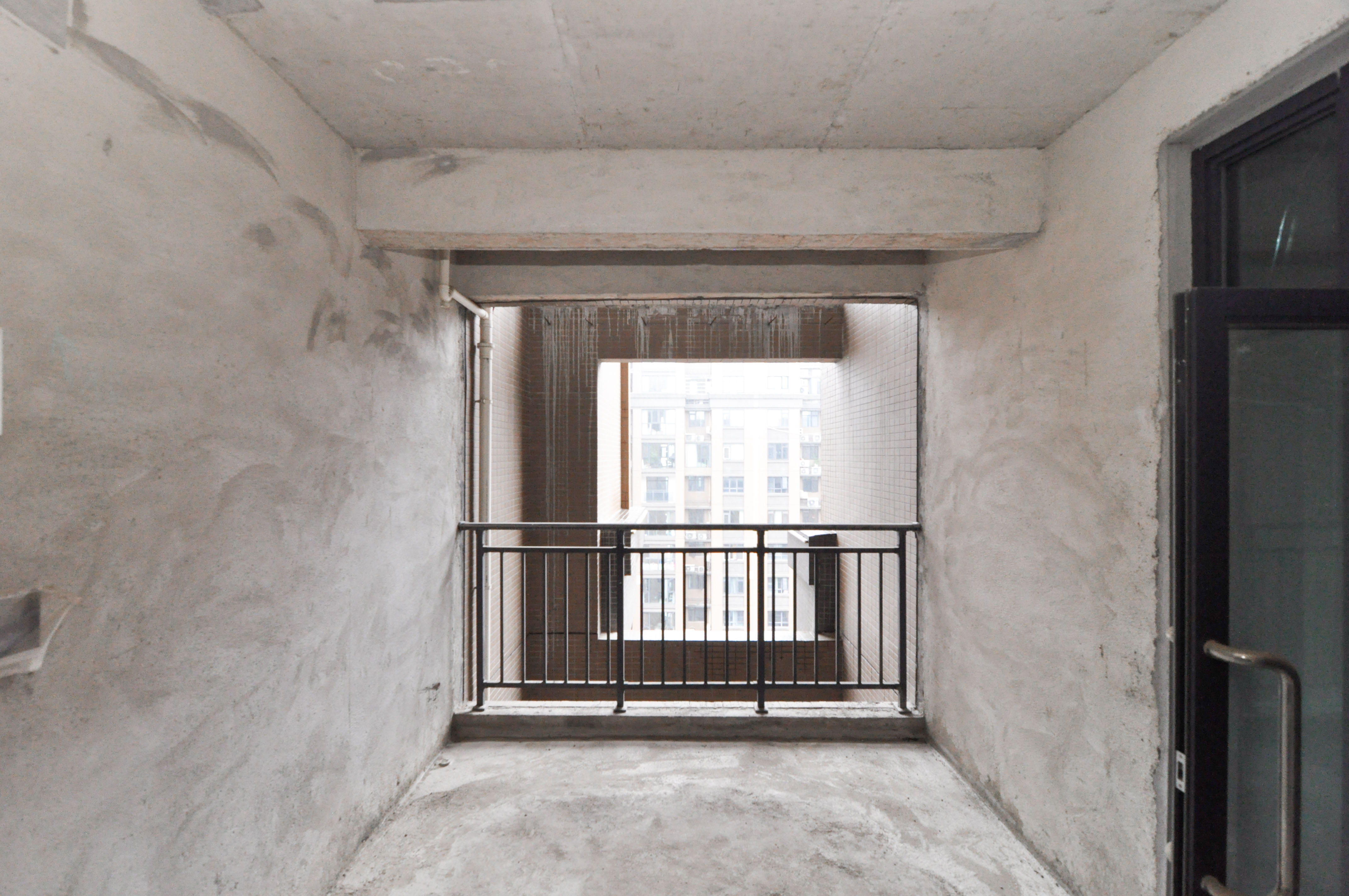 中央美郡  4室2厅2卫    130.0万 中央美郡  4室2厅2卫    130.0万其他