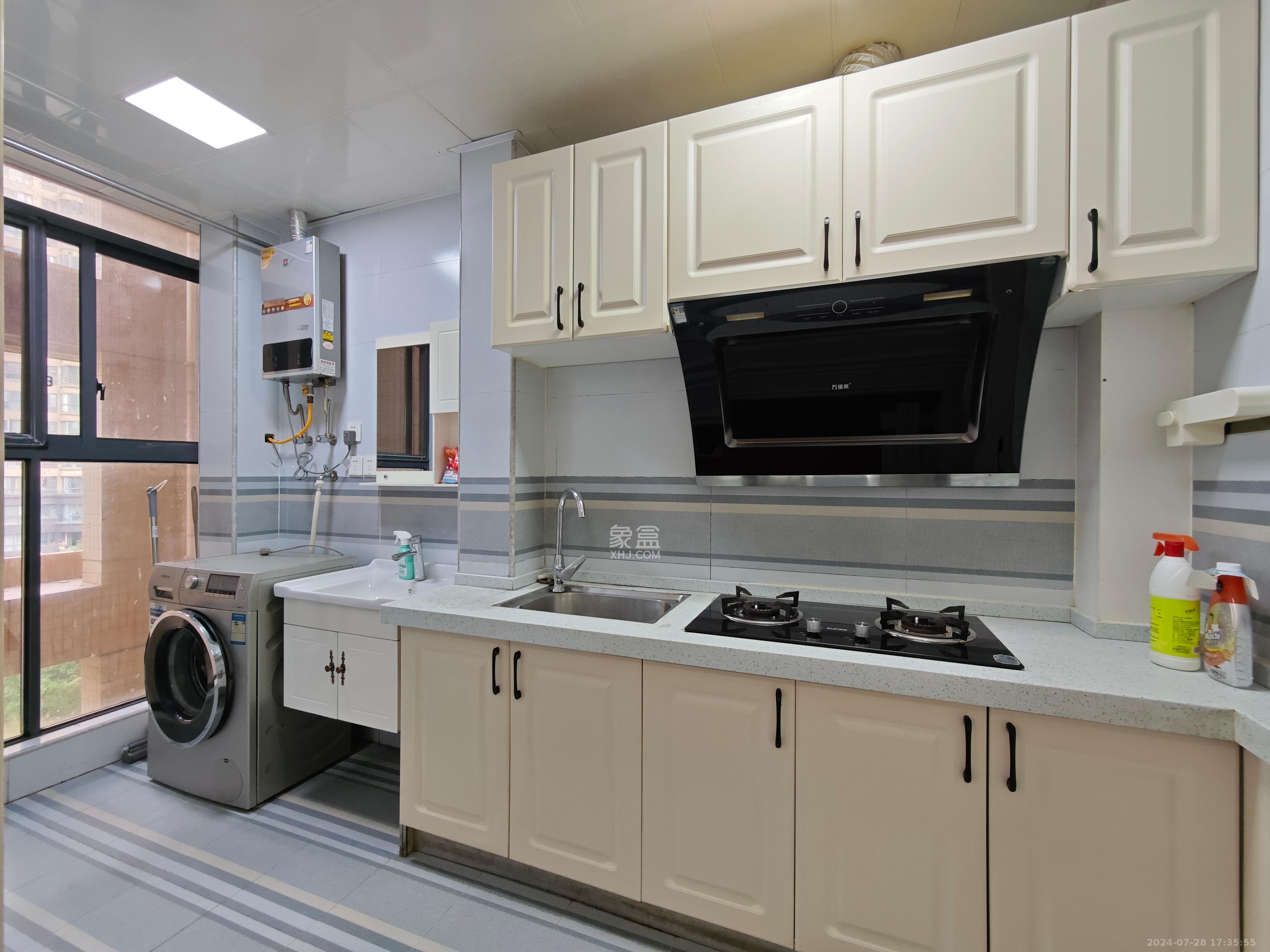 五矿万境水岸二期(五矿万境水岸和苑) 2室2厅1卫 2100.0元/月 五矿万境水岸二期(五矿万境水岸和苑) 2室2厅1卫 2100.0元/月室内图