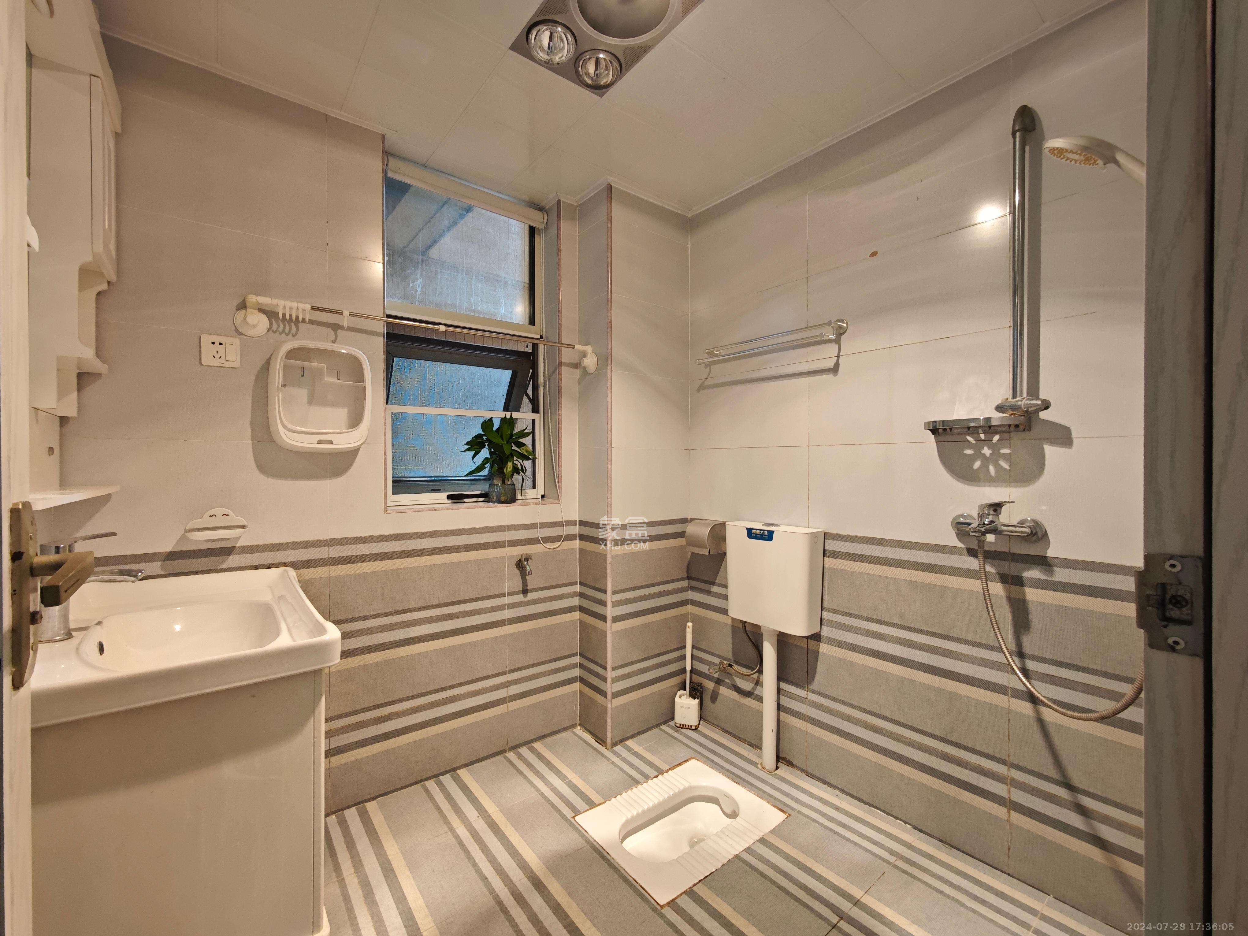 五矿万境水岸二期(五矿万境水岸和苑) 2室2厅1卫 2100.0元/月 五矿万境水岸二期(五矿万境水岸和苑) 2室2厅1卫 2100.0元/月室内图