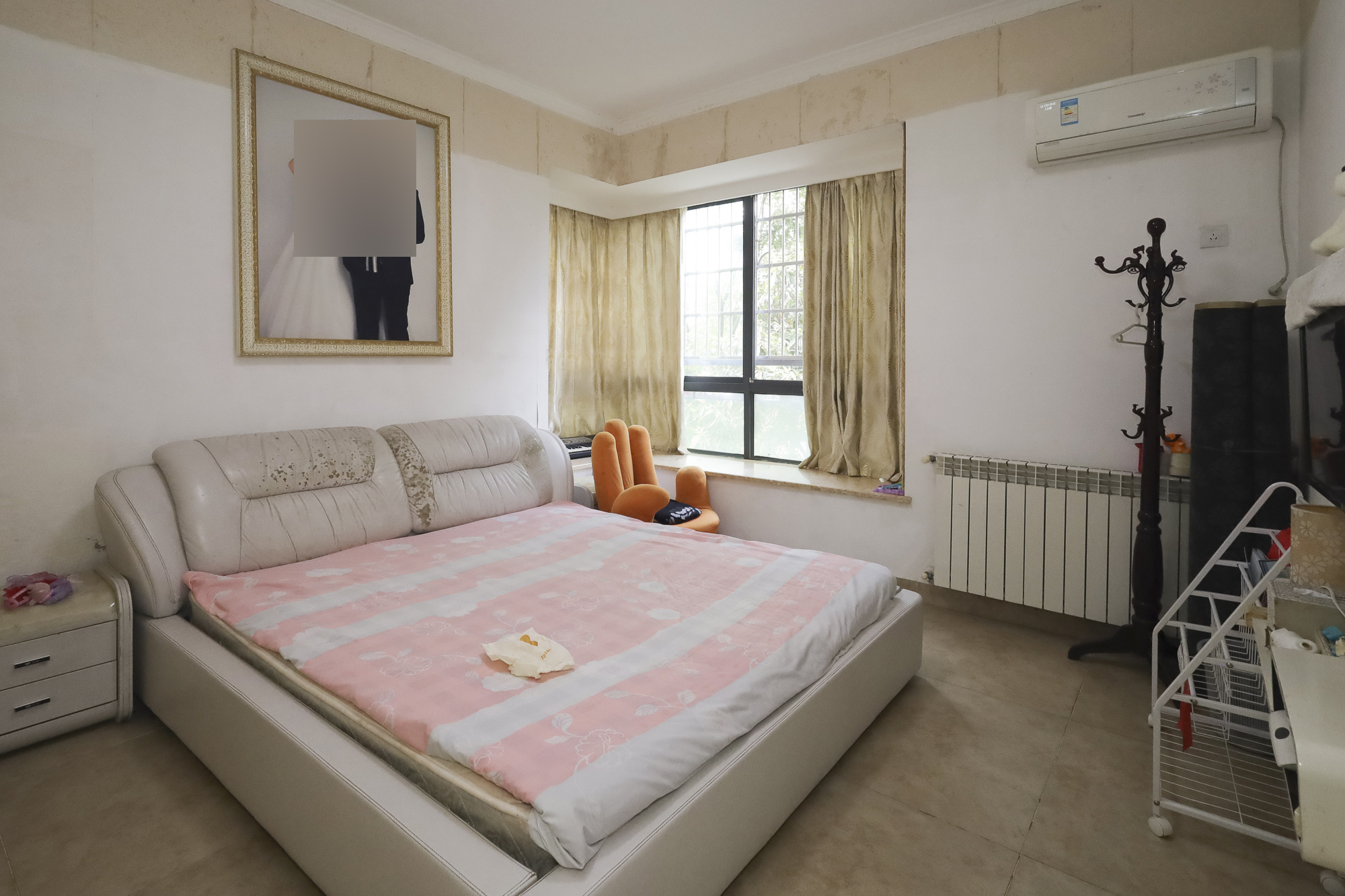 堤亚纳湾(深业沙河城)  4室2厅2卫    98.0万 堤亚纳湾(深业沙河城)  4室2厅2卫    98.0万卧室