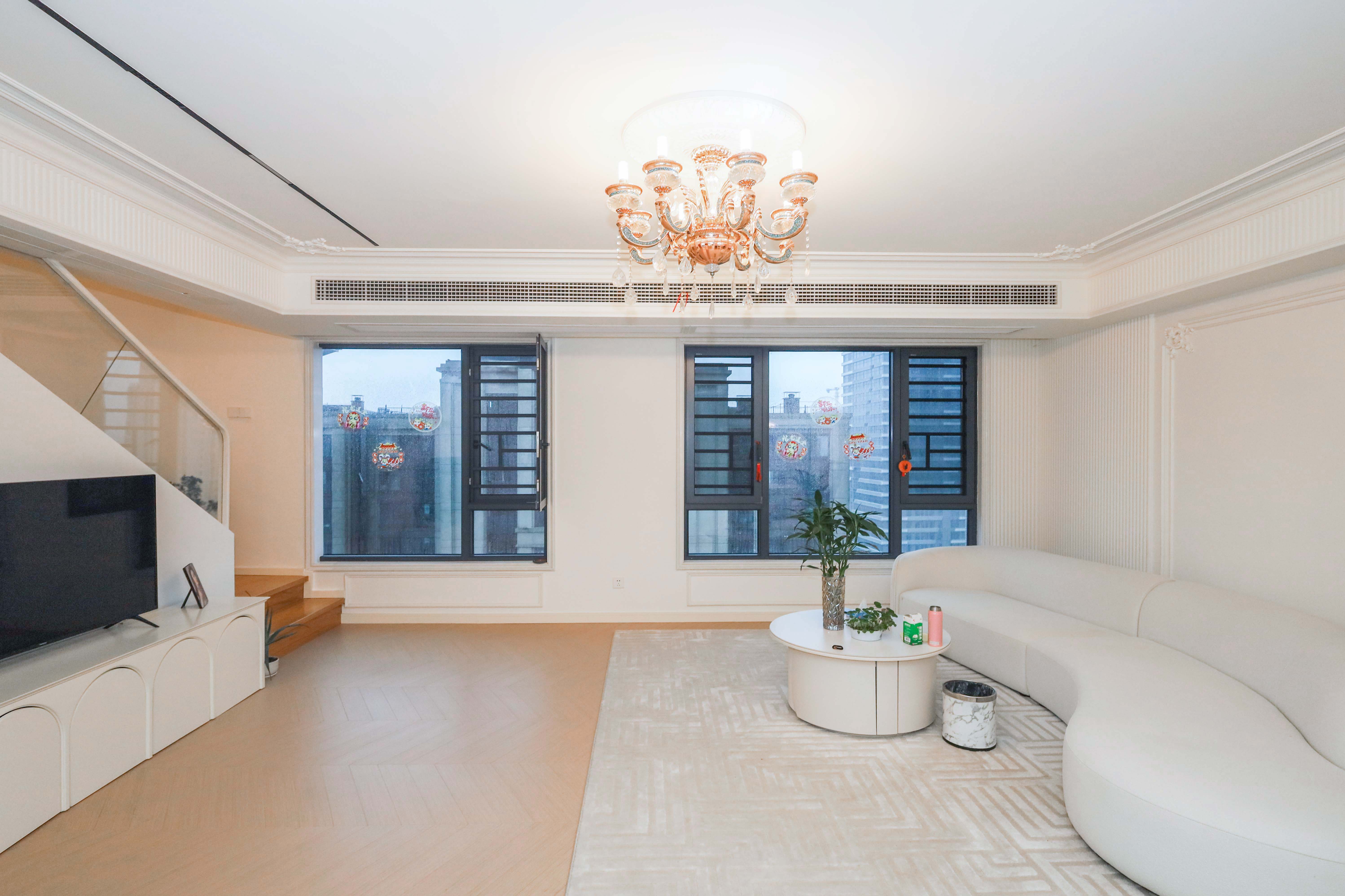建发央著  3室2厅2卫   254.00万