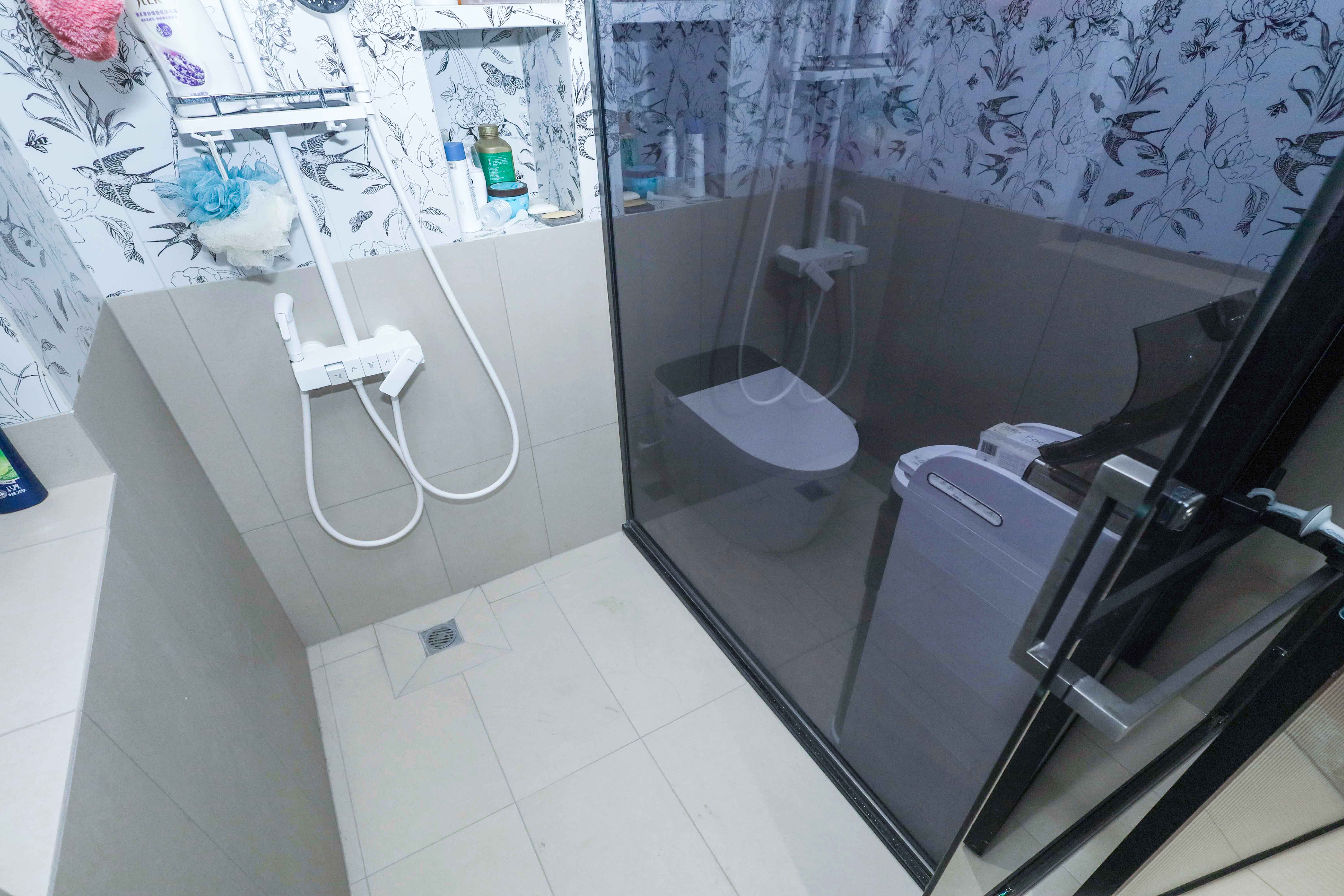 建发央著  3室2厅2卫   254.00万卫生间