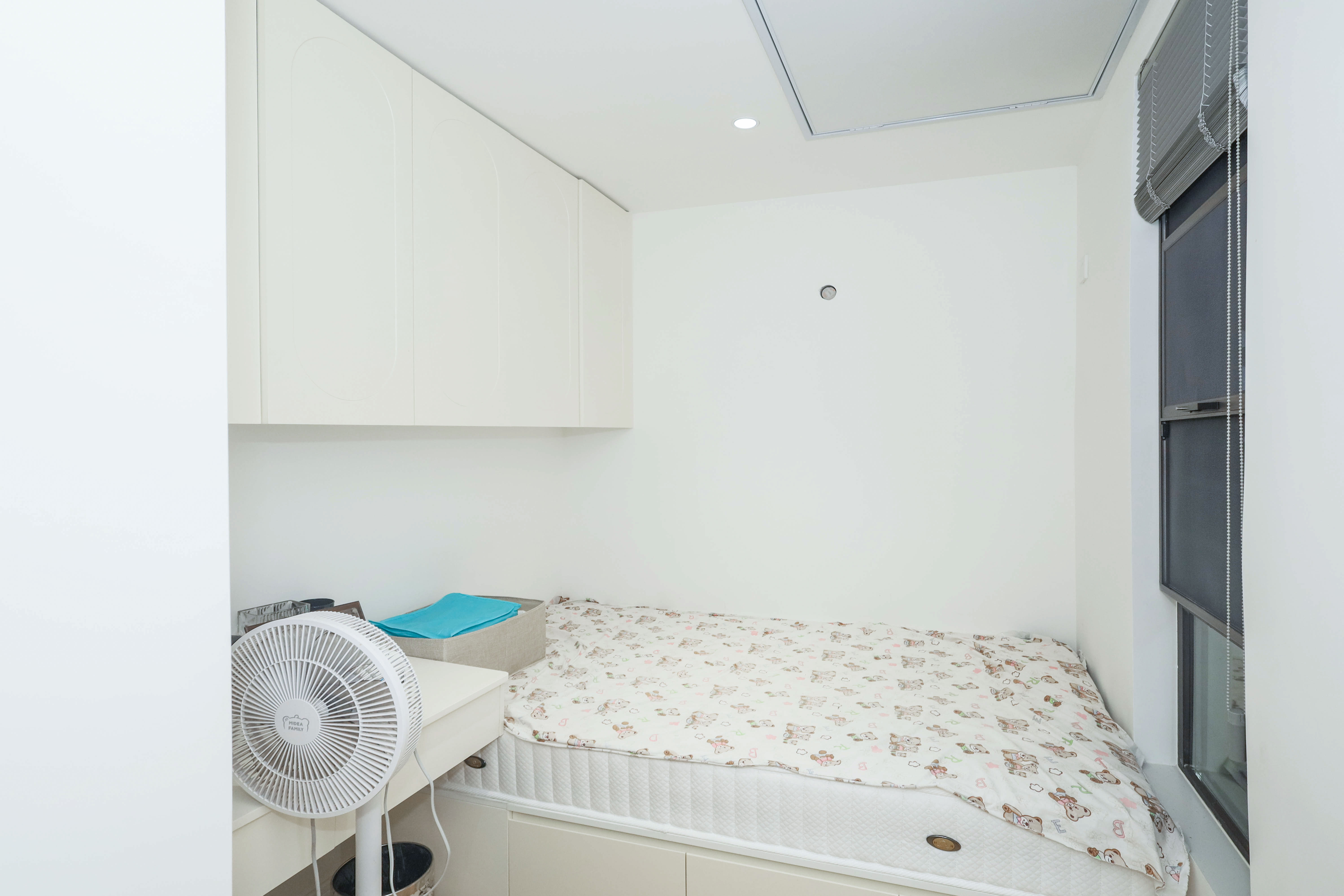建发央著  3室2厅2卫   254.00万卧室