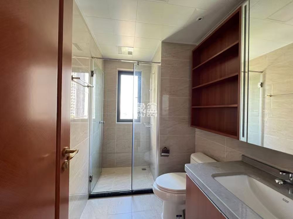 恒大华府 4室2厅2卫 92.0万 恒大华府 4室2厅2卫 92.0万室内图