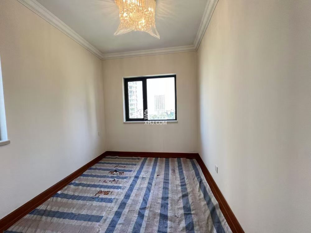 恒大华府 4室2厅2卫 92.0万 恒大华府 4室2厅2卫 92.0万室内图