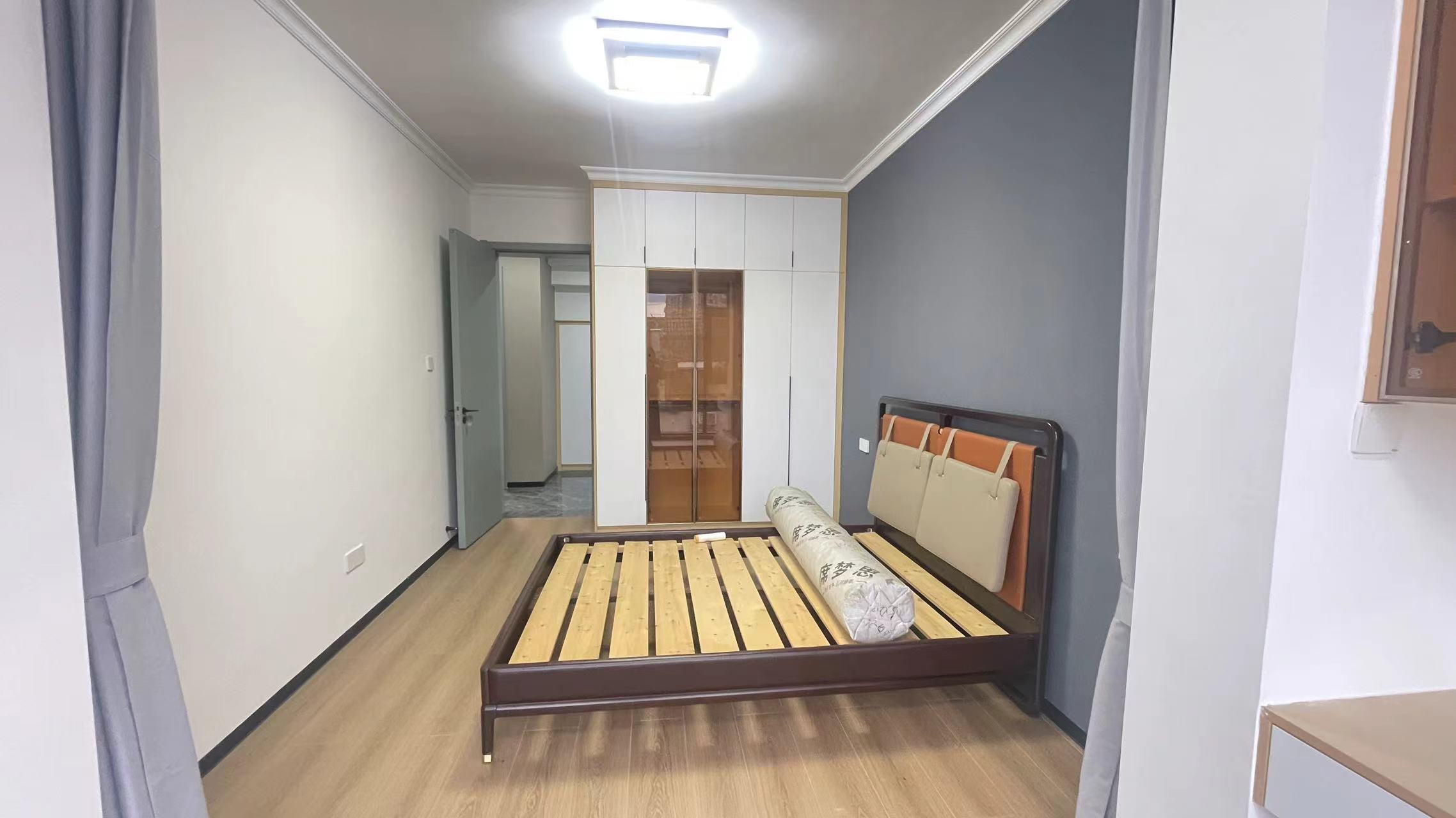 枫溪苑 6室2厅3卫 88.0万 枫溪苑 6室2厅3卫 88.0万室内图