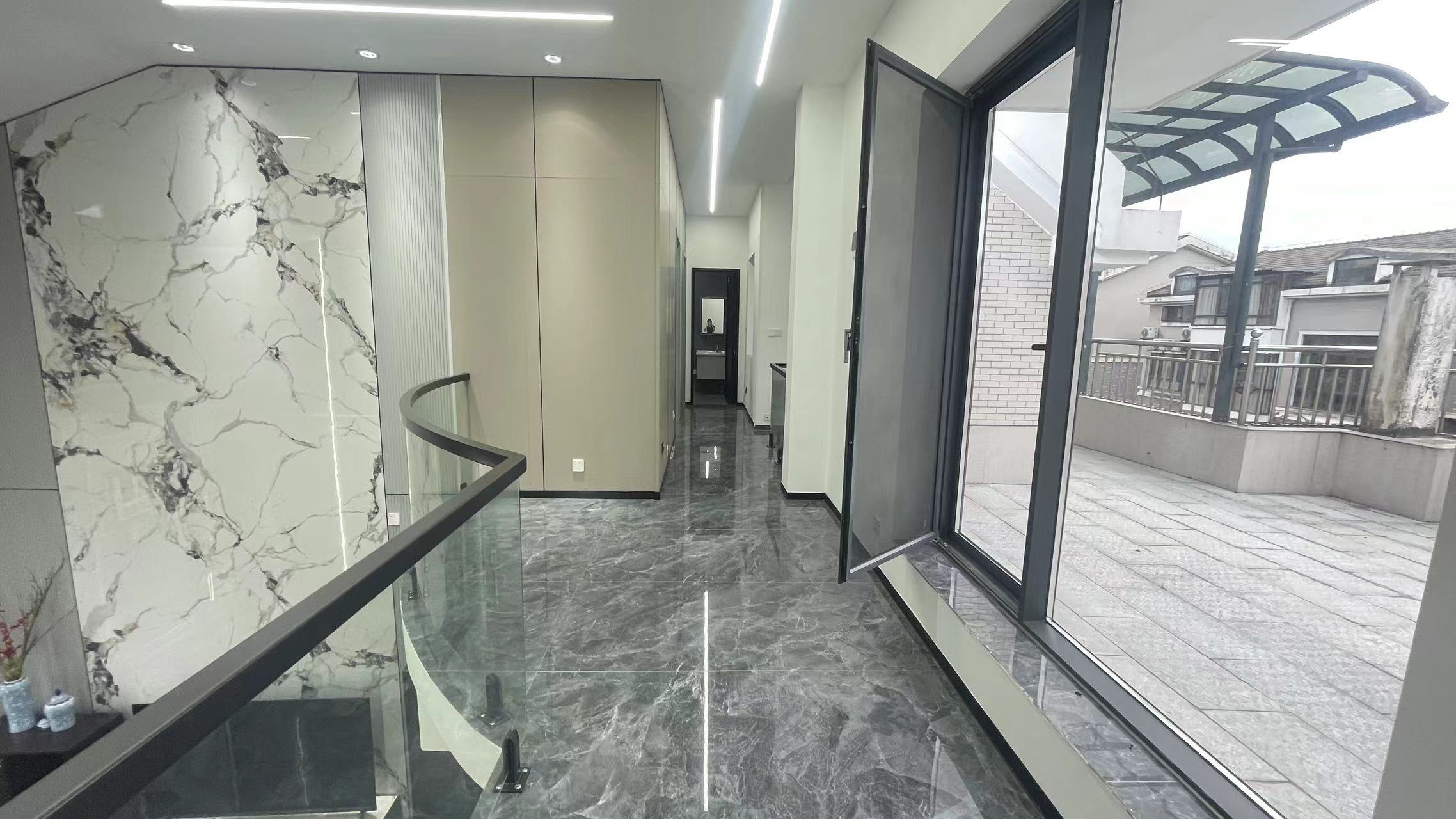 枫溪苑 6室2厅3卫 88.0万 枫溪苑 6室2厅3卫 88.0万室内图