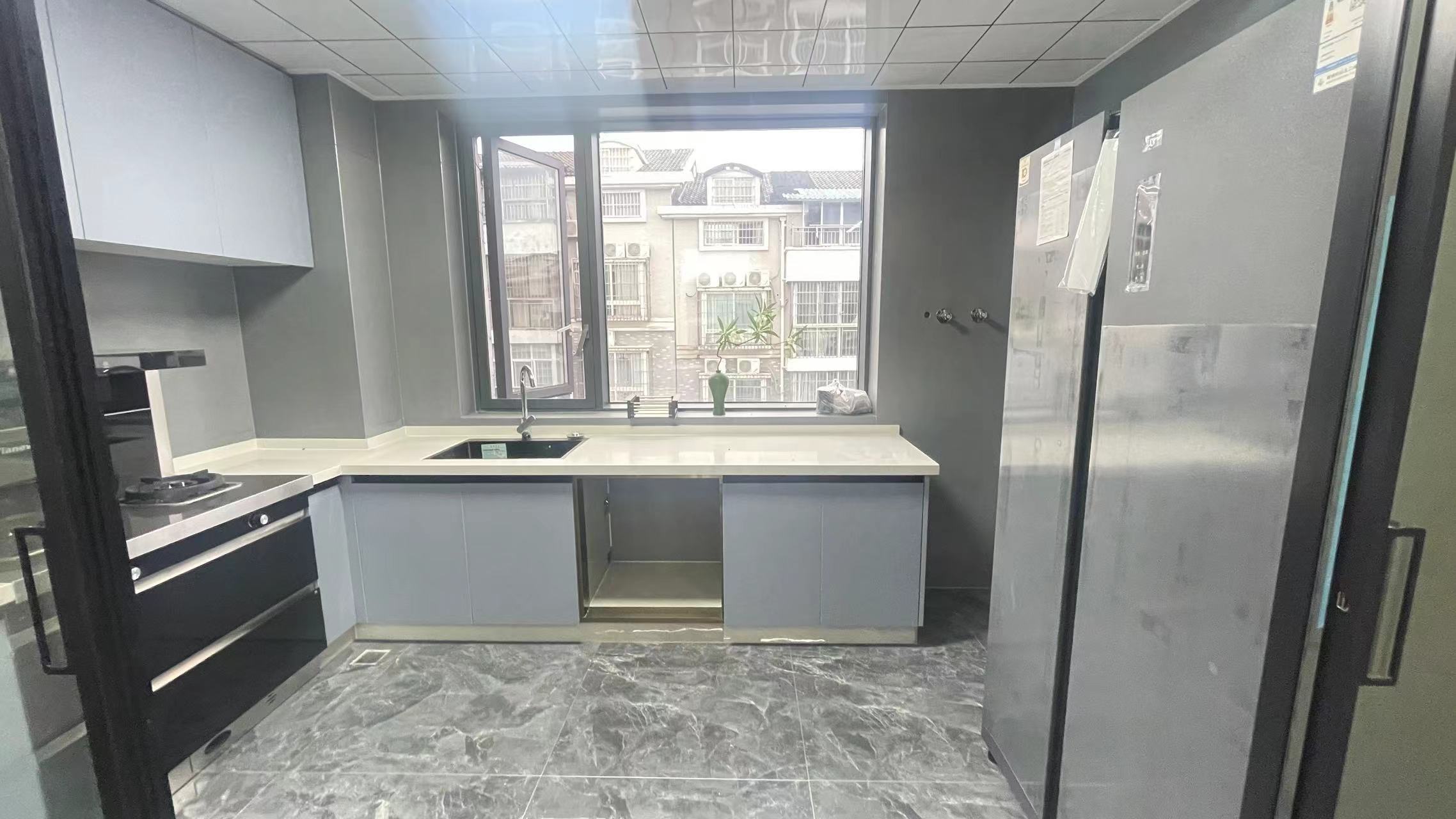 枫溪苑 6室2厅3卫 88.0万 枫溪苑 6室2厅3卫 88.0万室内图