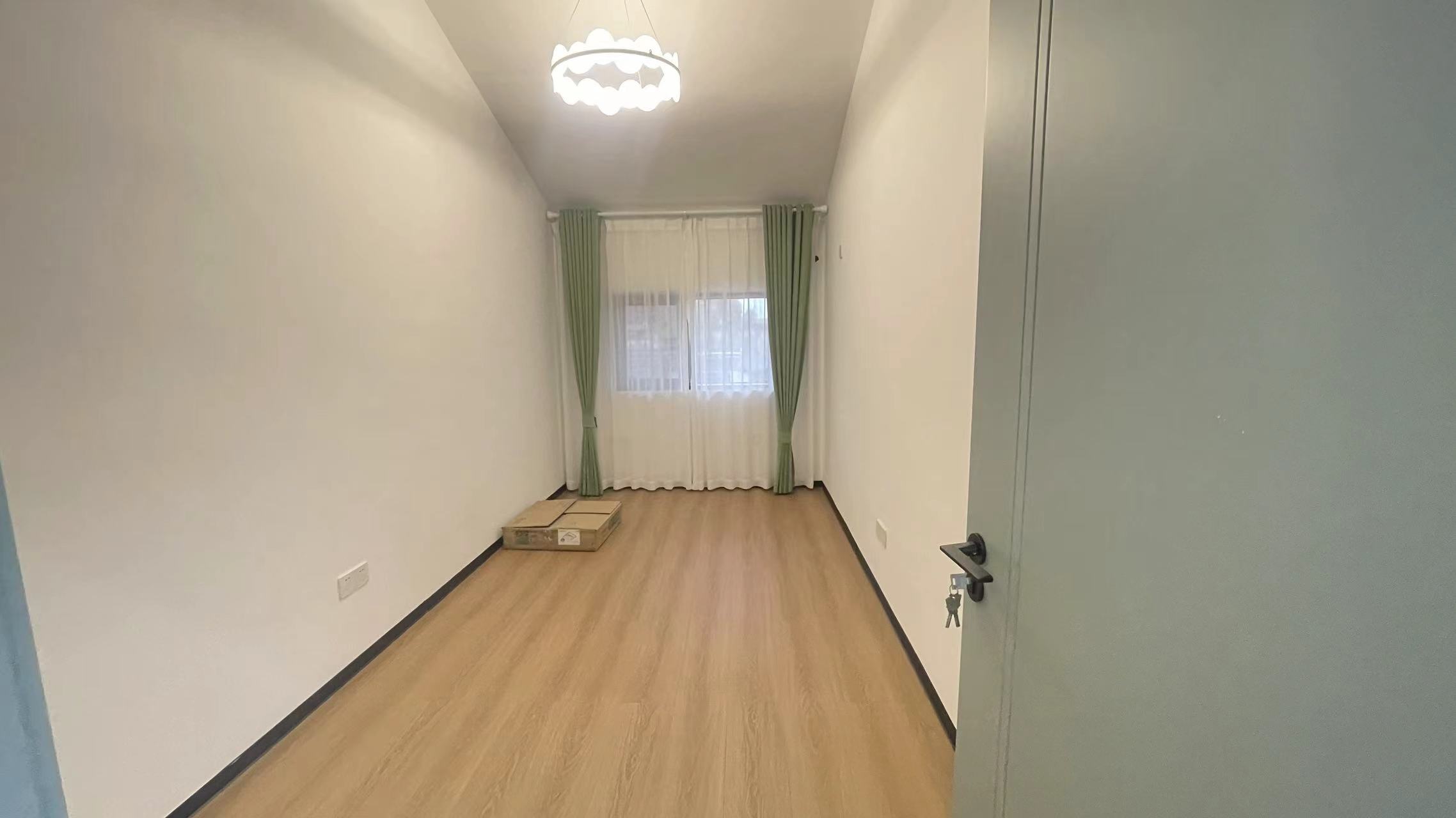 枫溪苑 6室2厅3卫 88.0万 枫溪苑 6室2厅3卫 88.0万室内图