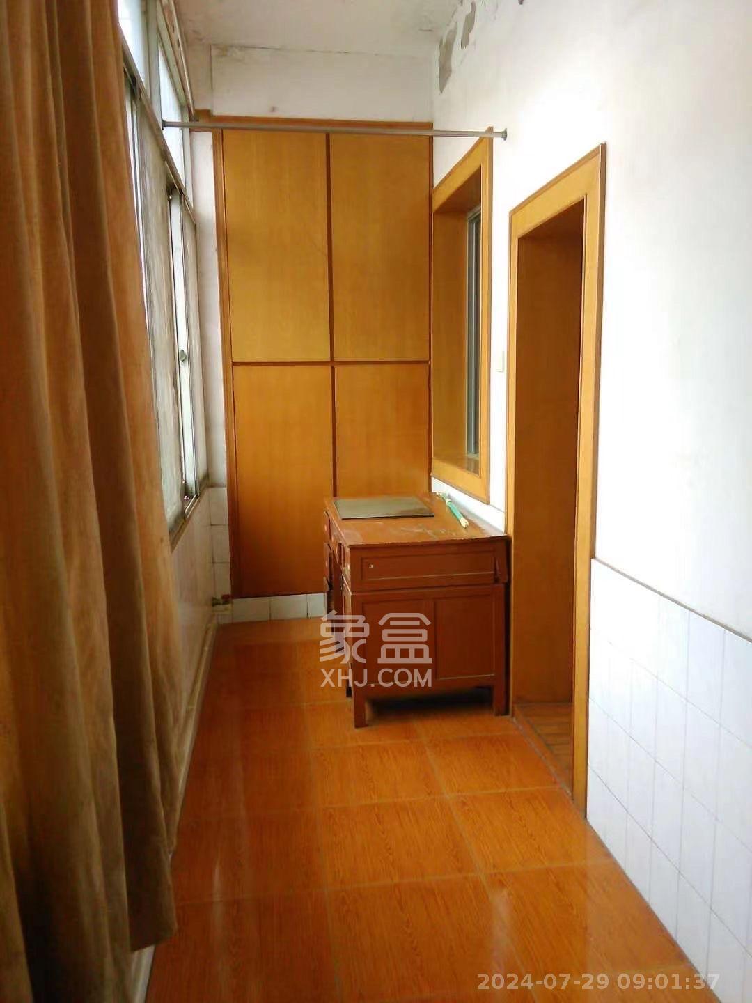 紫薇路皮革研究所  2室2厅1卫   1050.00元/月室内图