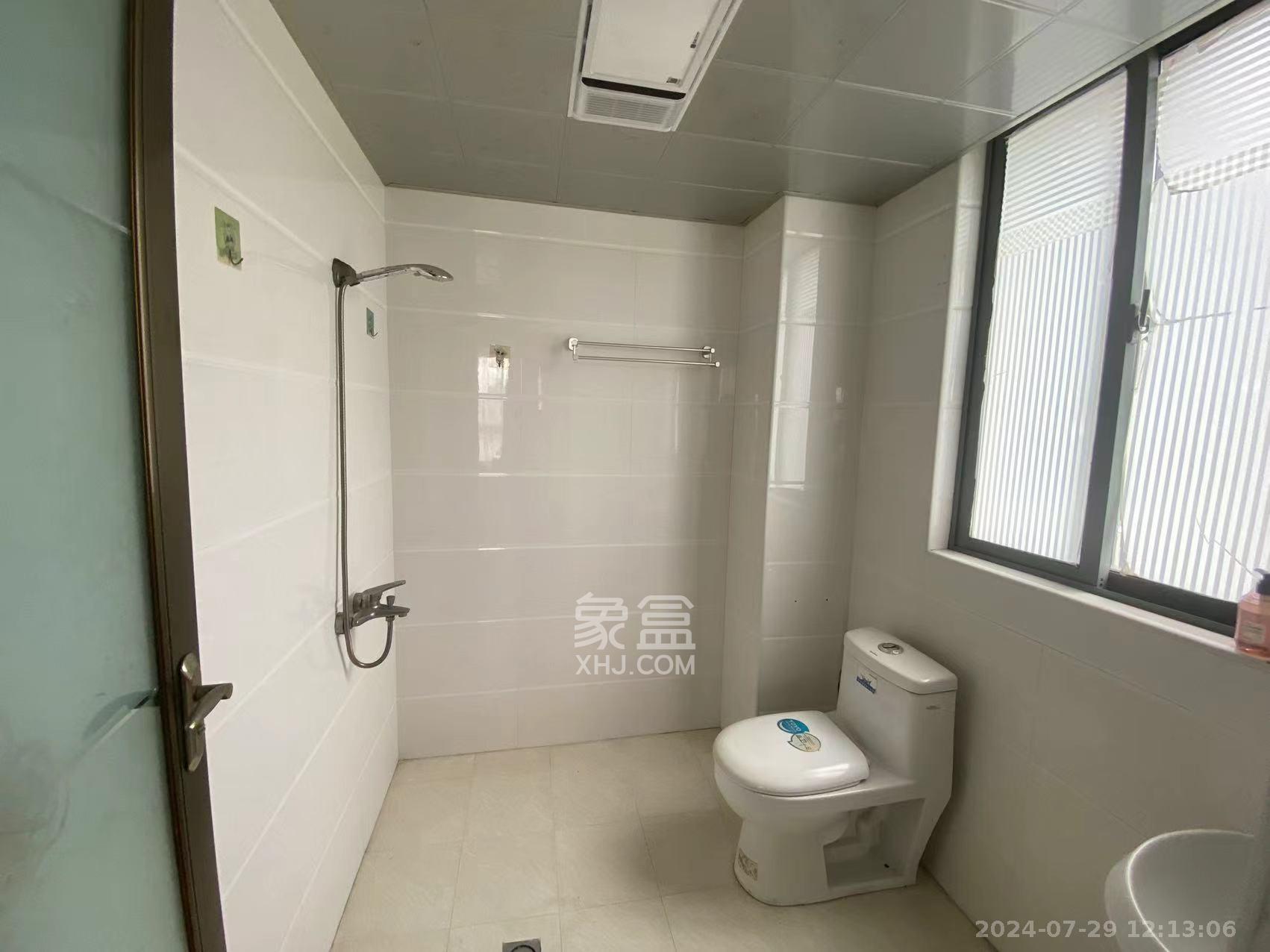 建鑫二期  3室2厅1卫    1800.0元/月室内图