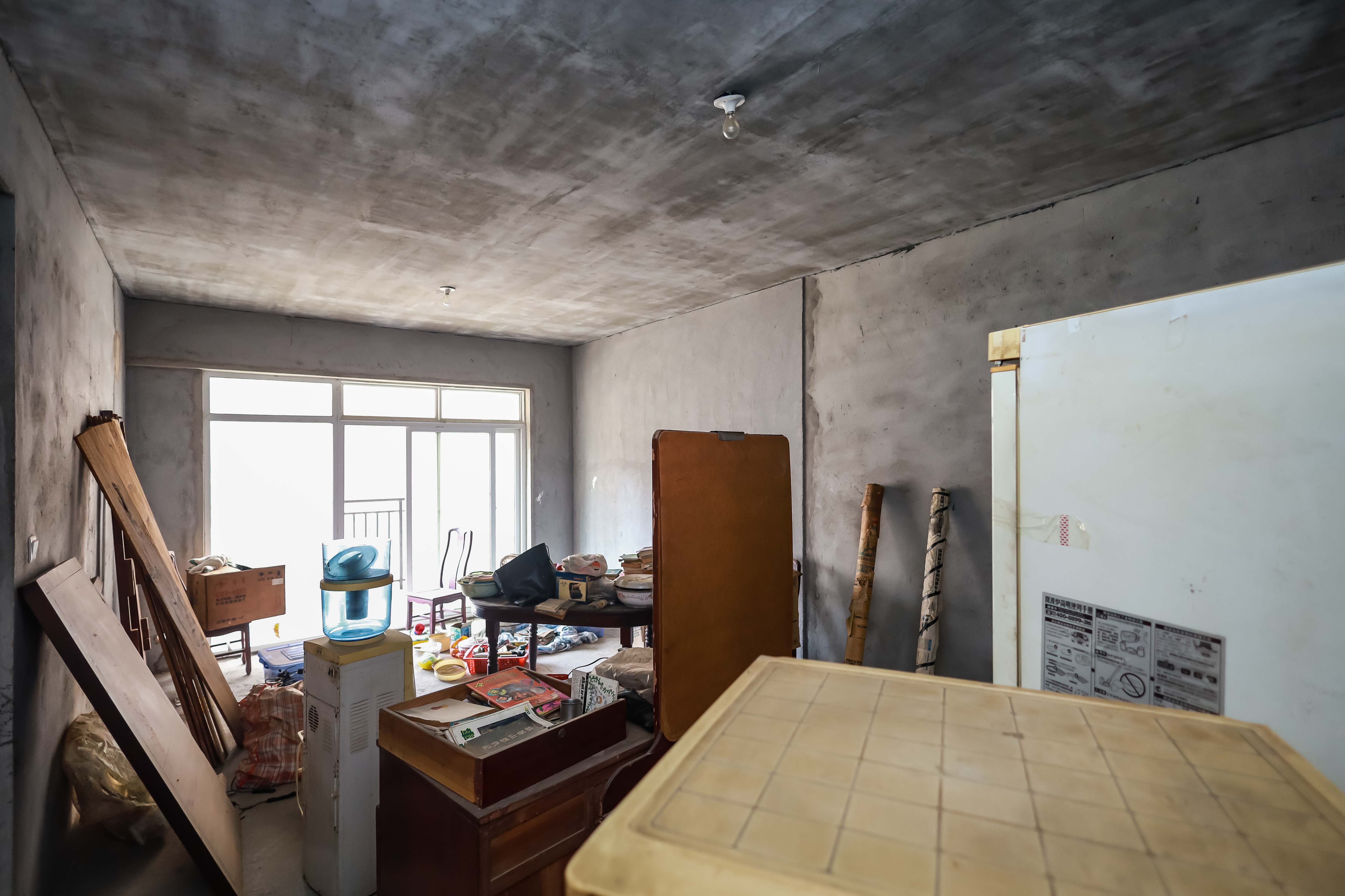 山水新城  2室2厅1卫   57.00万客厅