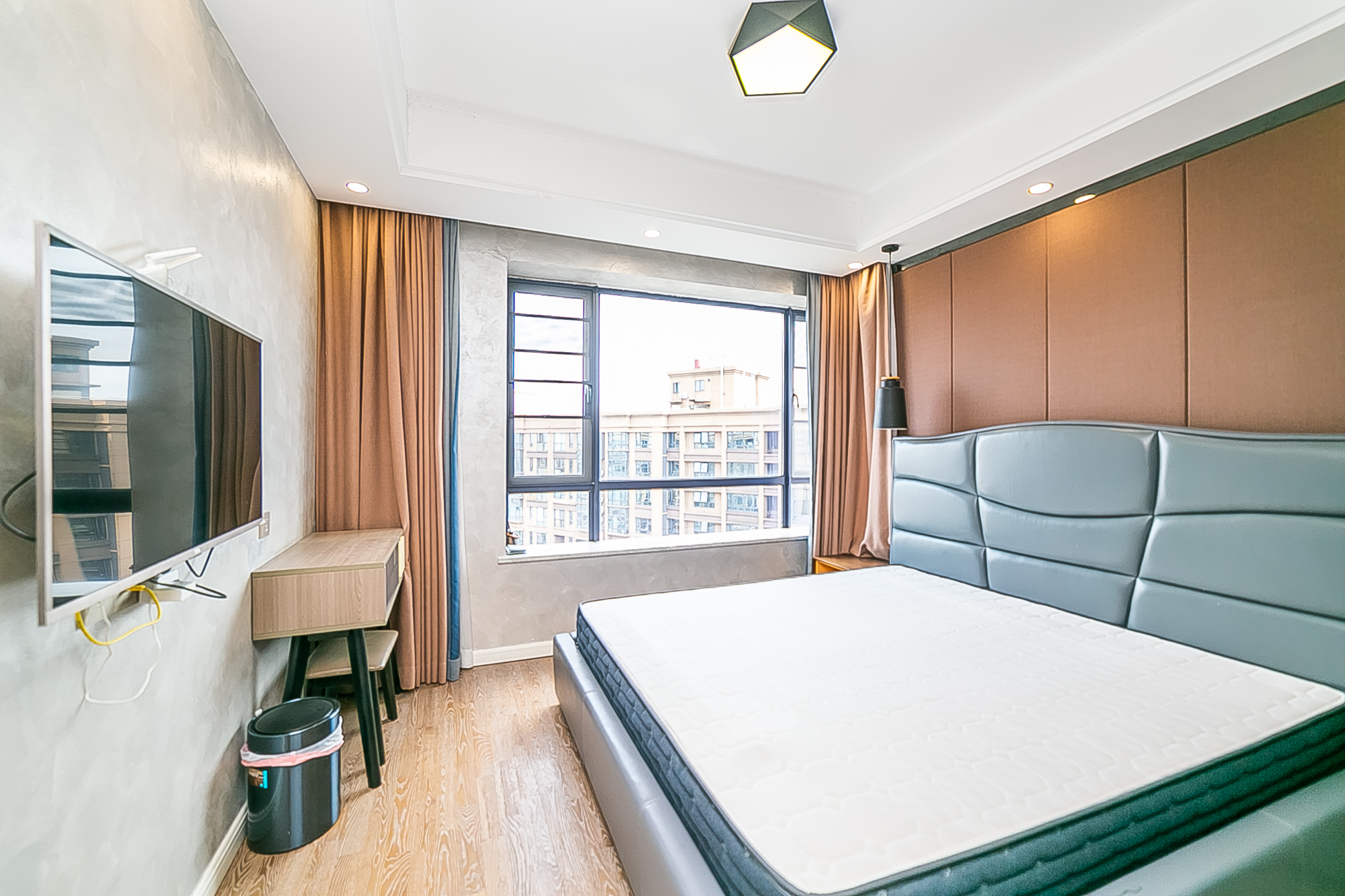 荣悦台 3室2厅2卫 158.0万 荣悦台 3室2厅2卫 158.0万卧室