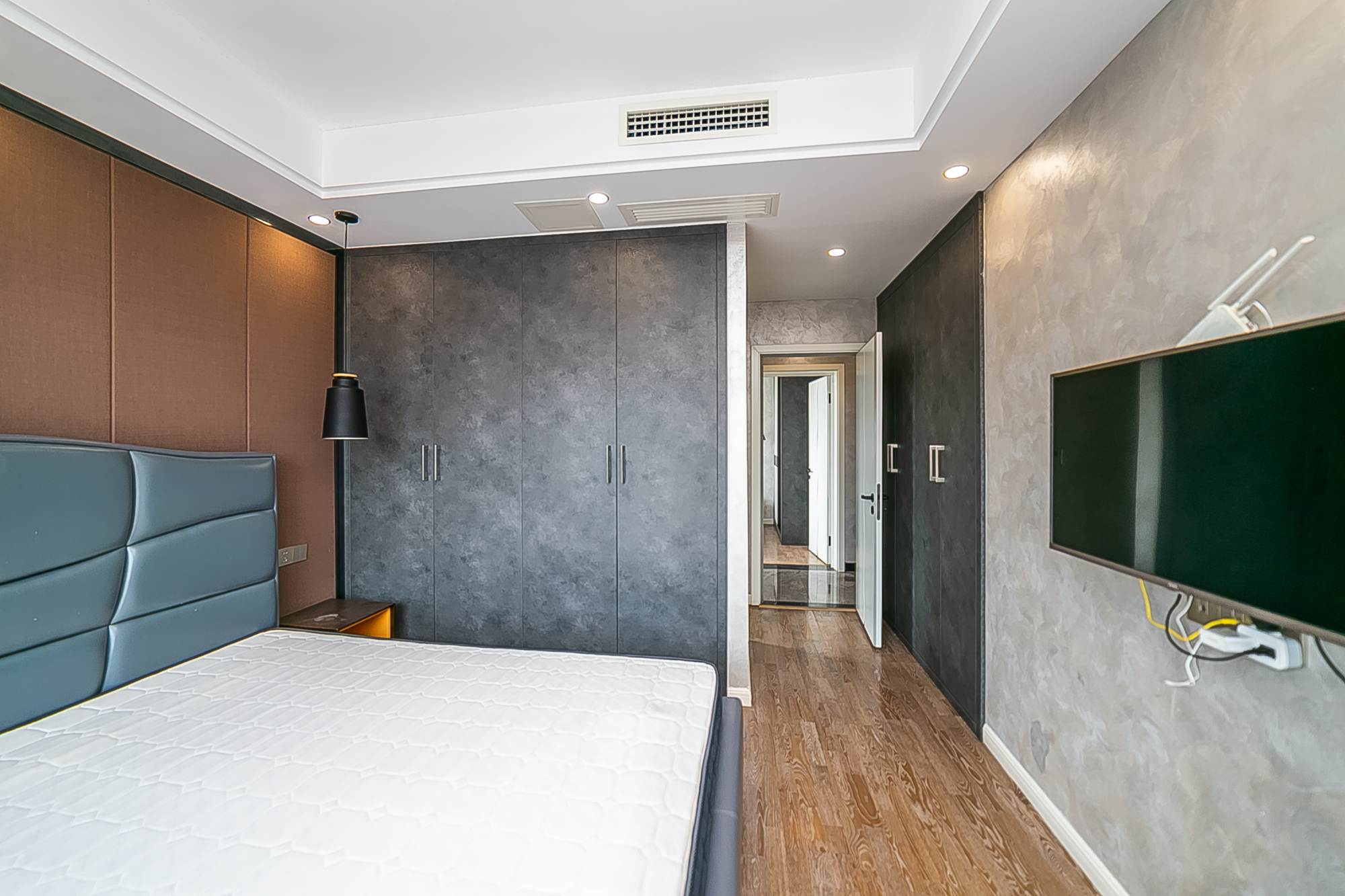 荣悦台 3室2厅2卫 158.0万 荣悦台 3室2厅2卫 158.0万卧室