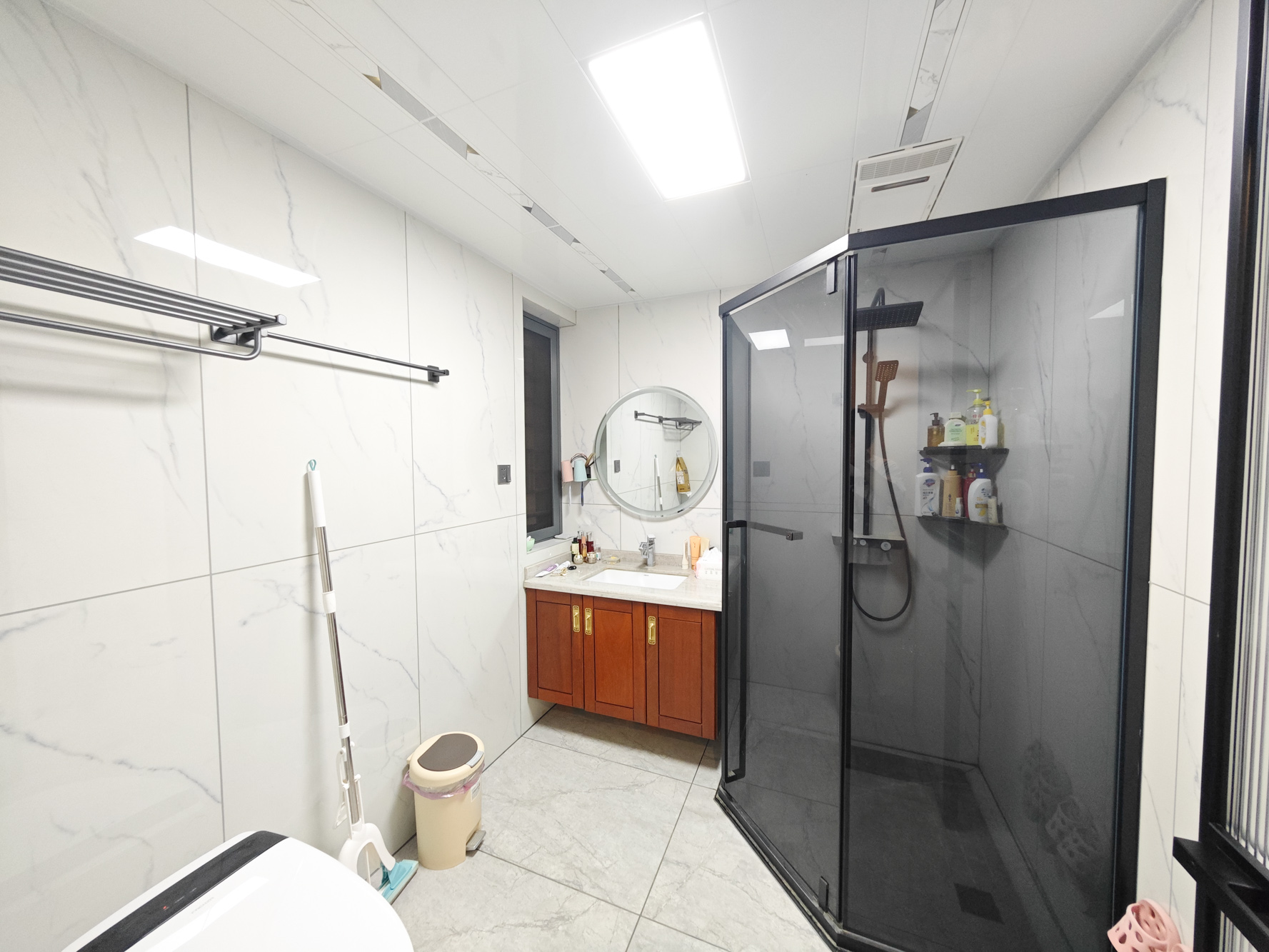 保利城（中航城国际社区、郡原美村）  4室2厅2卫    168.0万卫生间