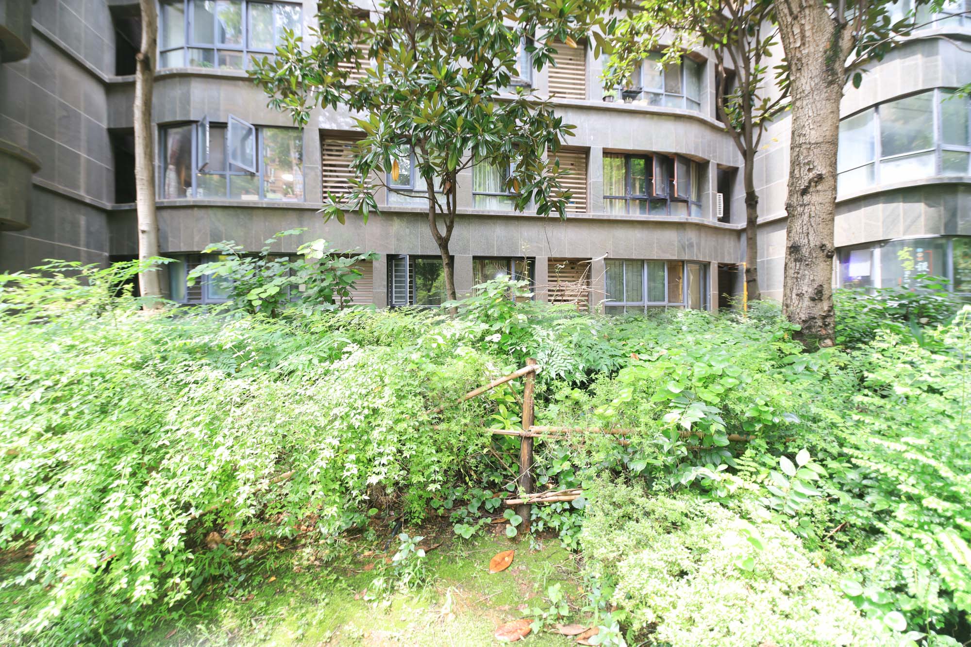 五矿万境水岸一期(万境水岸嘉苑) 3室2厅1卫 110.0万 五矿万境水岸一期(万境水岸嘉苑) 3室2厅1卫 110.0万其他