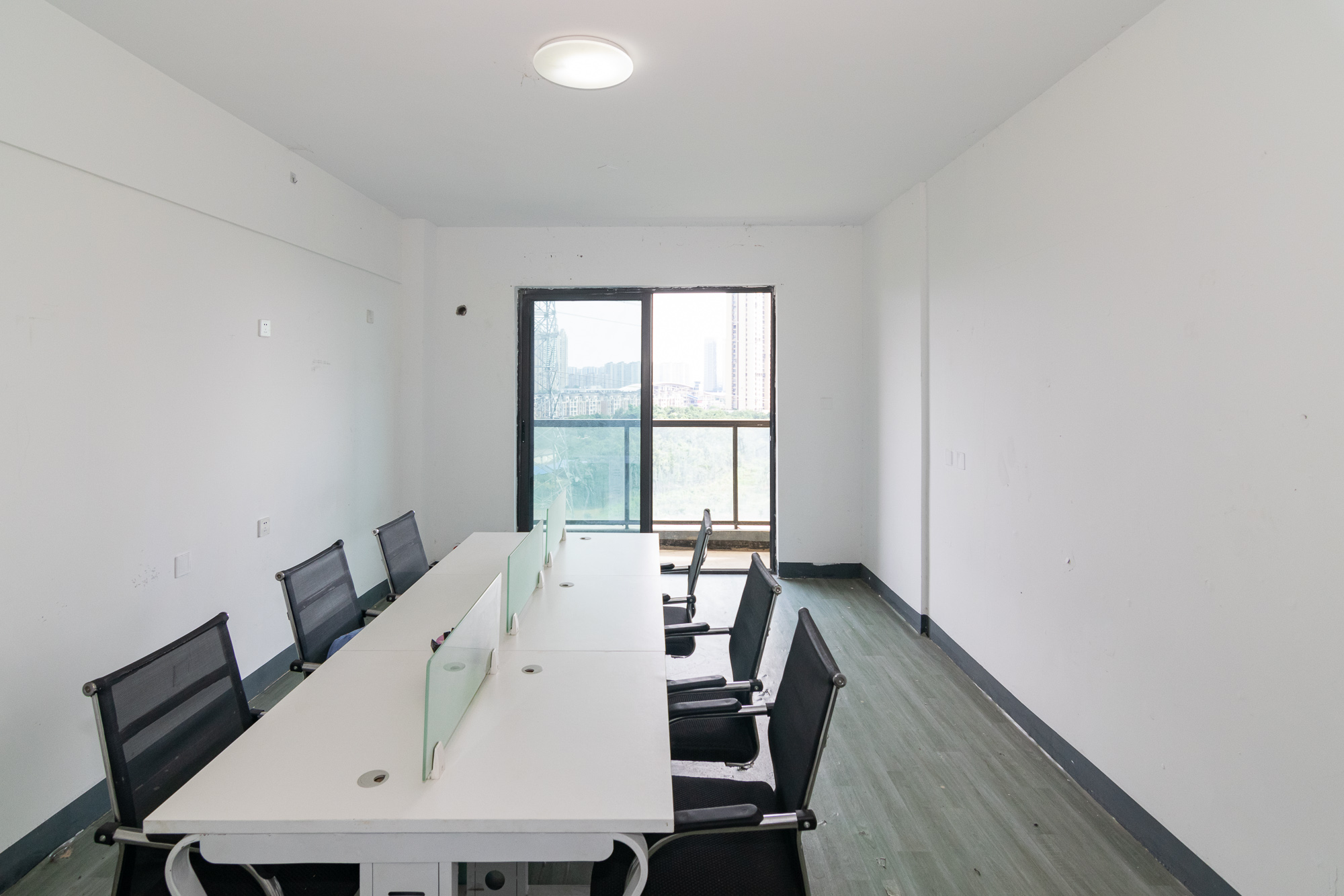 绿城高尔夫小镇 1室1厅1卫 26.0万 绿城高尔夫小镇 1室1厅1卫 26.0万客厅