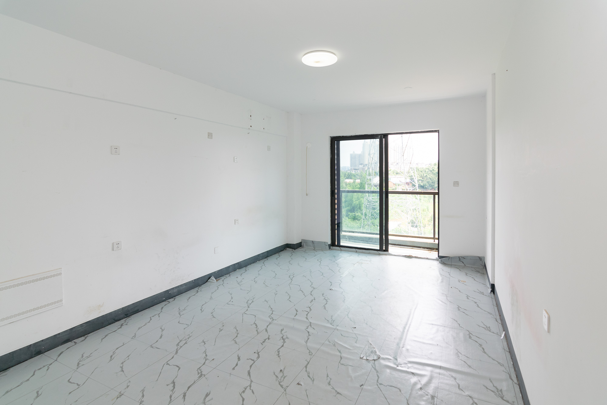 绿城高尔夫小镇  1室1厅1卫    26.0万 绿城高尔夫小镇  1室1厅1卫    26.0万客厅