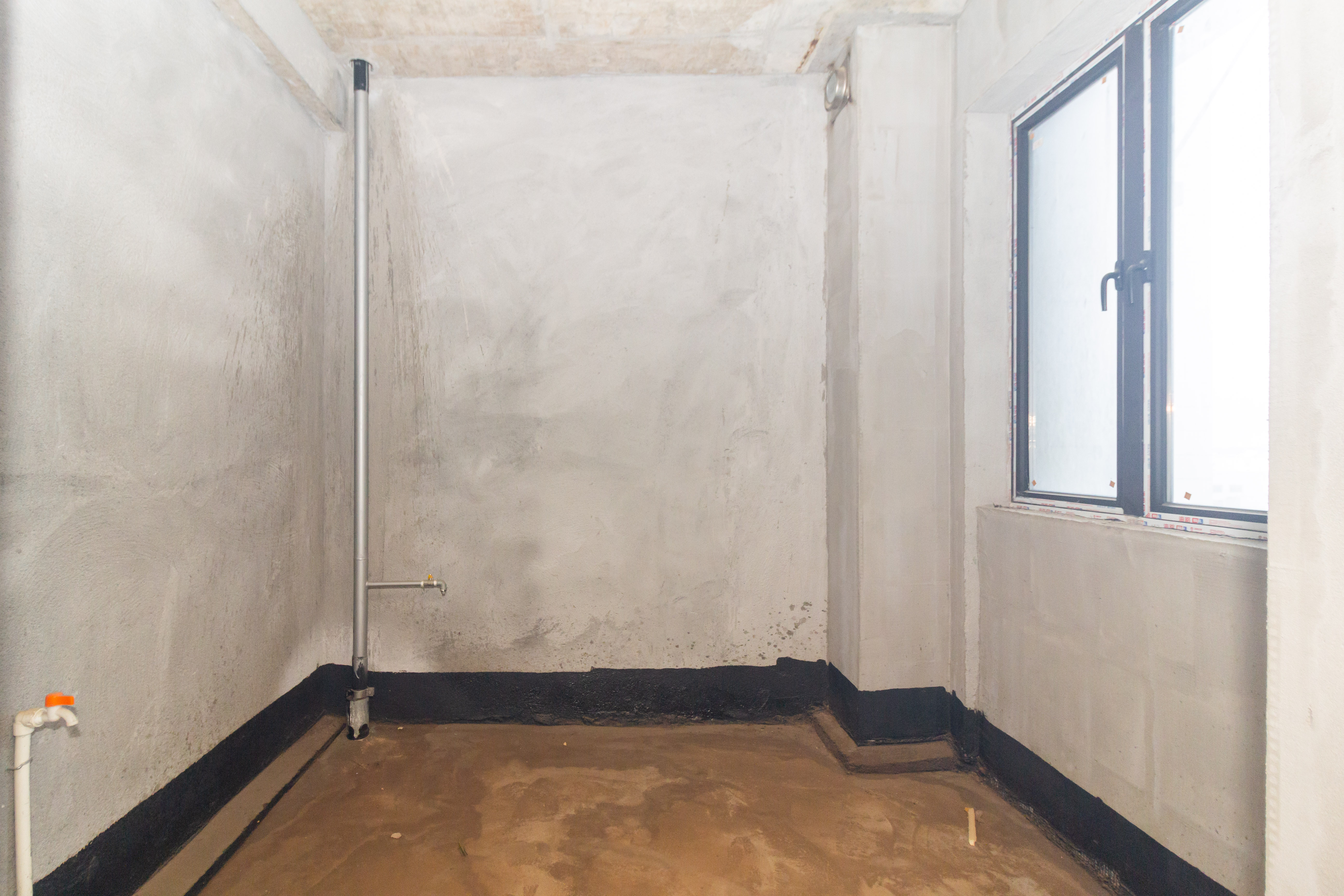 财汇新天地(财汇商务广场) 4室2厅2卫 68.8万 财汇新天地(财汇商务广场) 4室2厅2卫 68.8万厨房