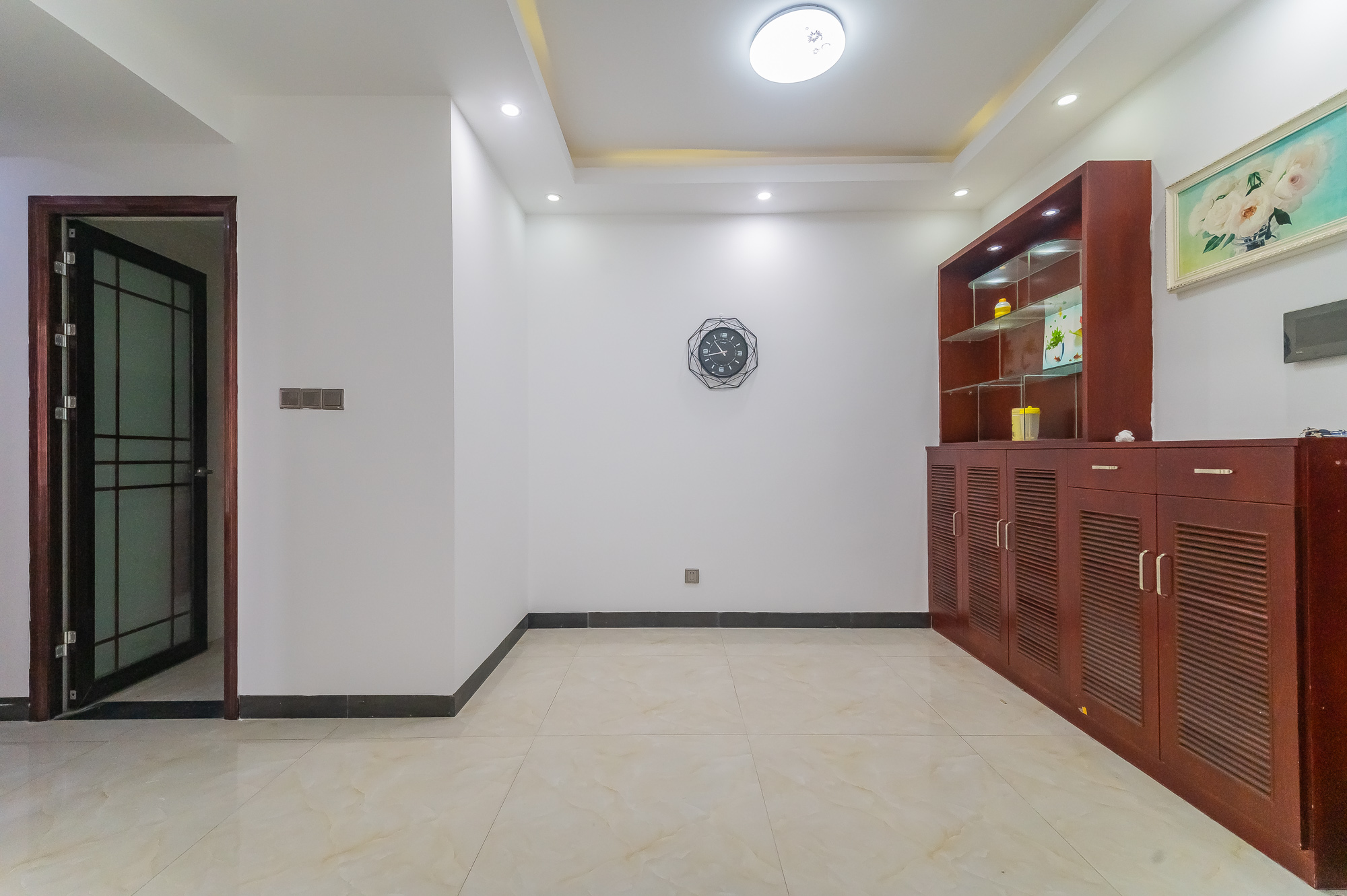 深业睿城 3室2厅1卫 68.0万 深业睿城 3室2厅1卫 68.0万客厅