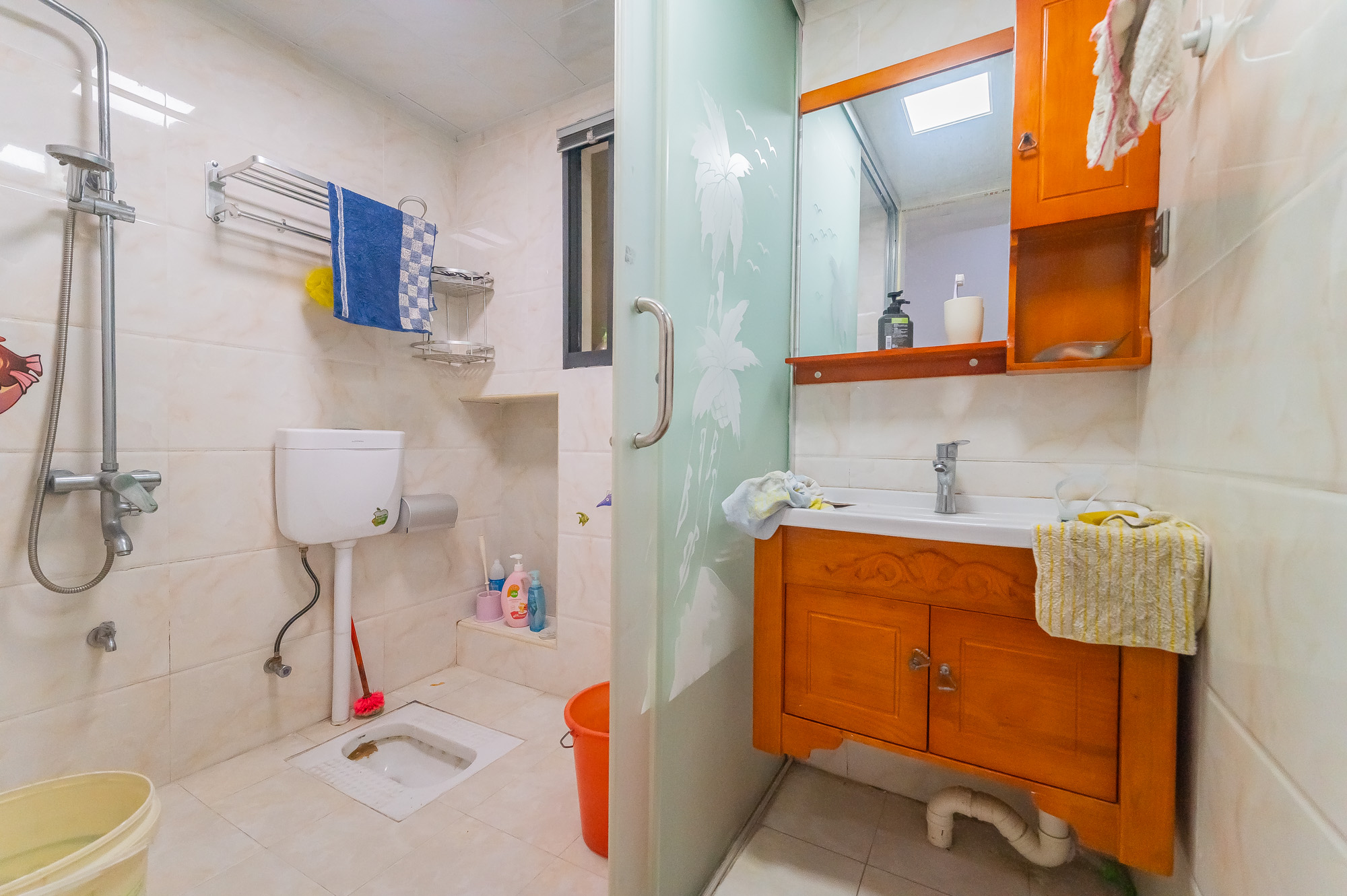 深业睿城 3室2厅1卫 68.0万 深业睿城 3室2厅1卫 68.0万卫生间