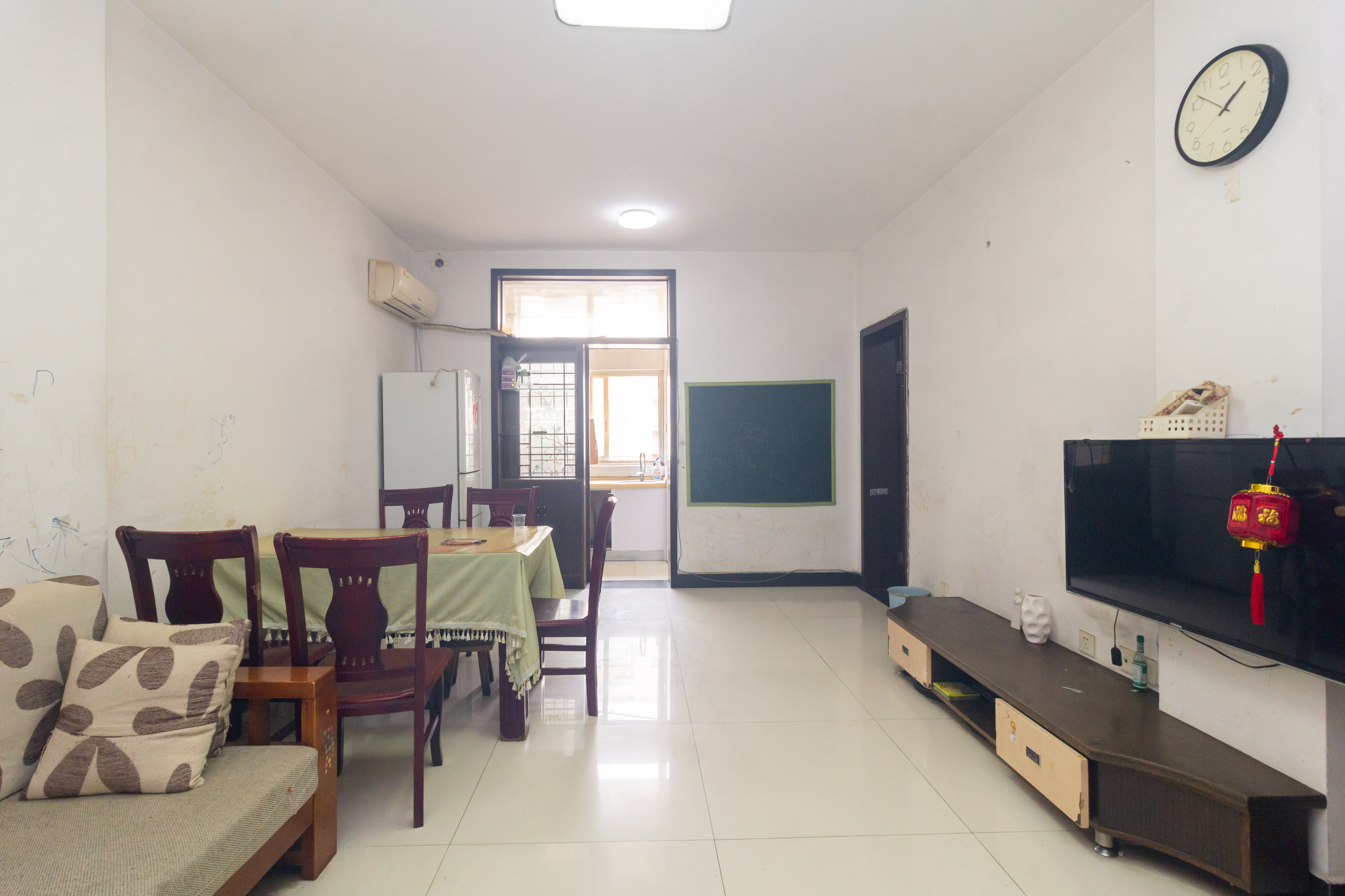 创业乐园 2室2厅1卫 36.0万 创业乐园 2室2厅1卫 36.0万客厅