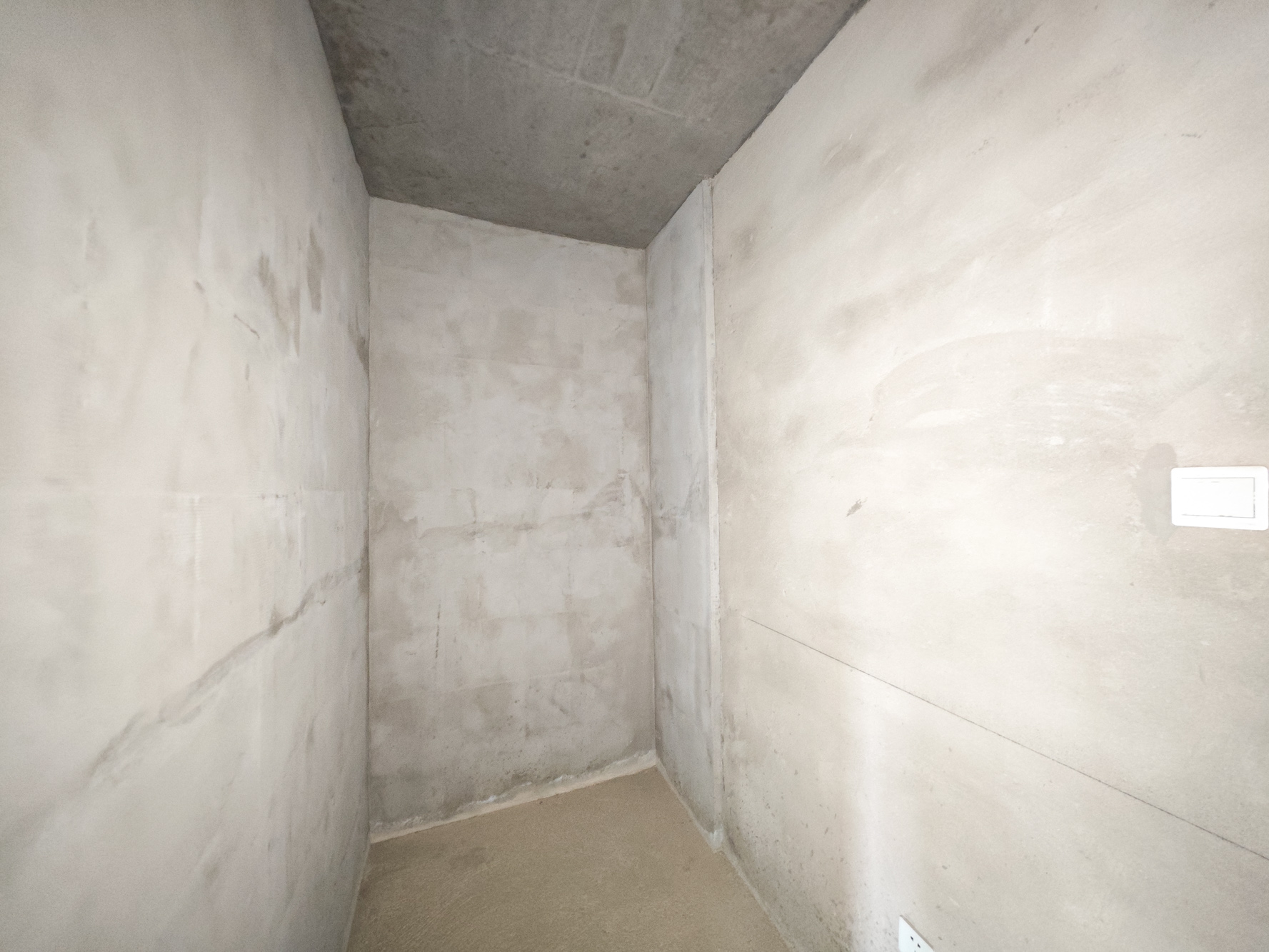 中建嘉和城  3室2厅2卫   100.00万卧室