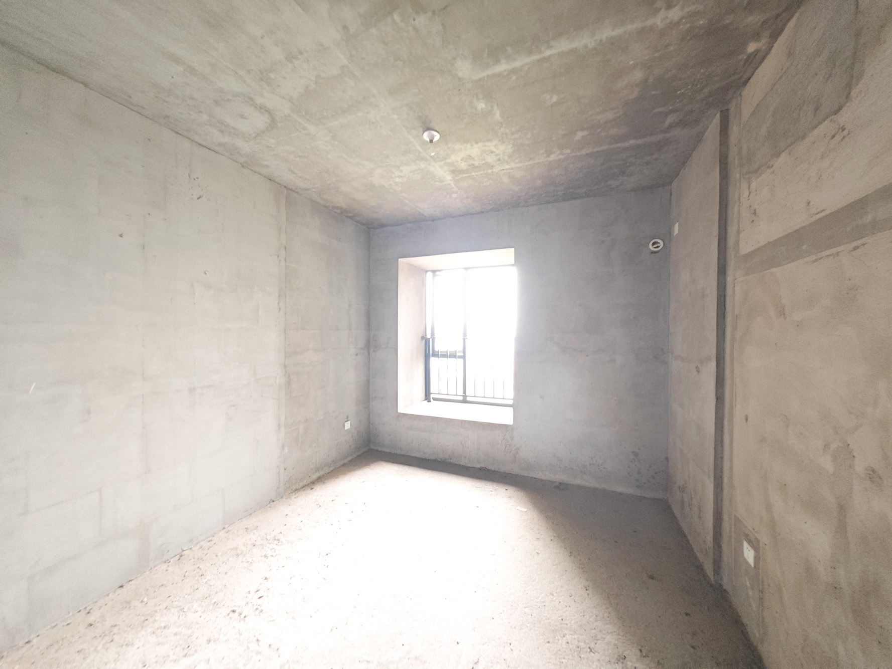中建嘉和城  3室2厅2卫   100.00万卧室