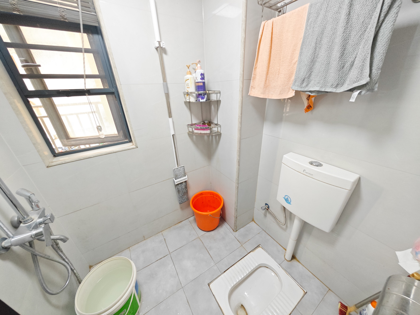 中建嘉和城  3室2厅2卫   105.00万卫生间