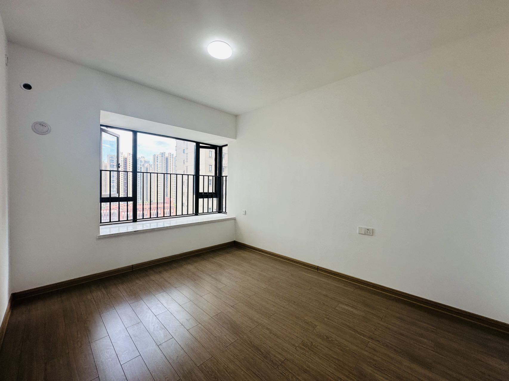 美的翰城 3室2厅2卫 110.0万 美的翰城 3室2厅2卫 110.0万室内图