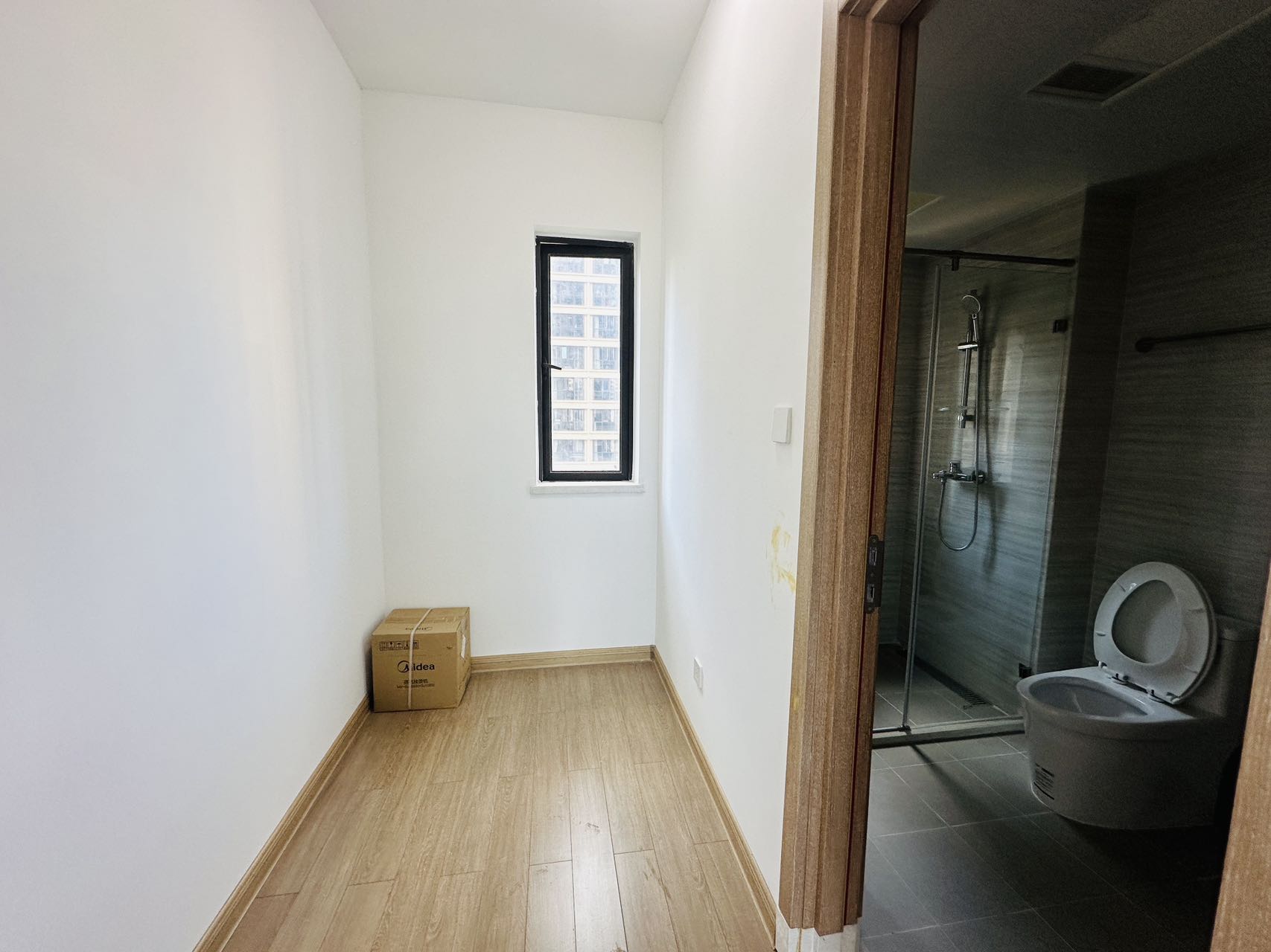 美的翰城 3室2厅2卫 110.0万 美的翰城 3室2厅2卫 110.0万室内图