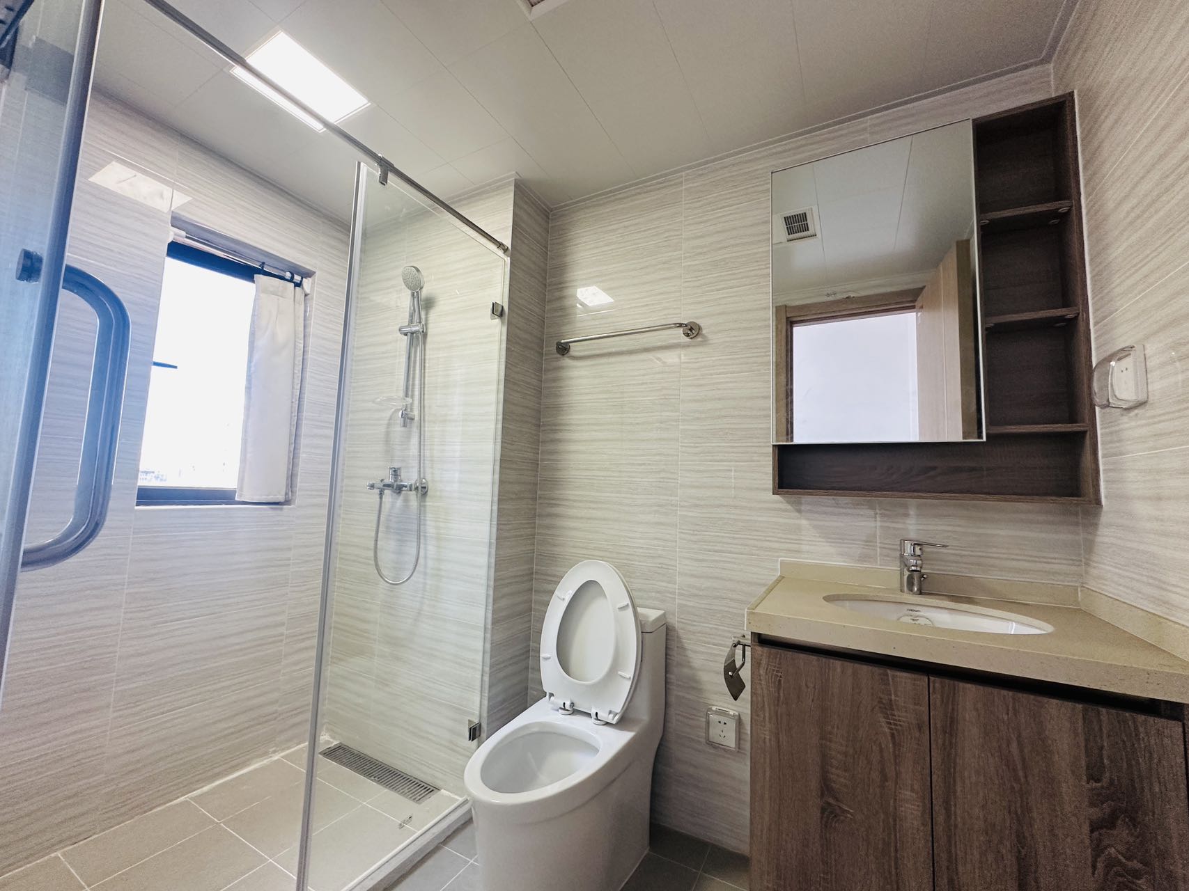 美的翰城 3室2厅2卫 110.0万 美的翰城 3室2厅2卫 110.0万室内图