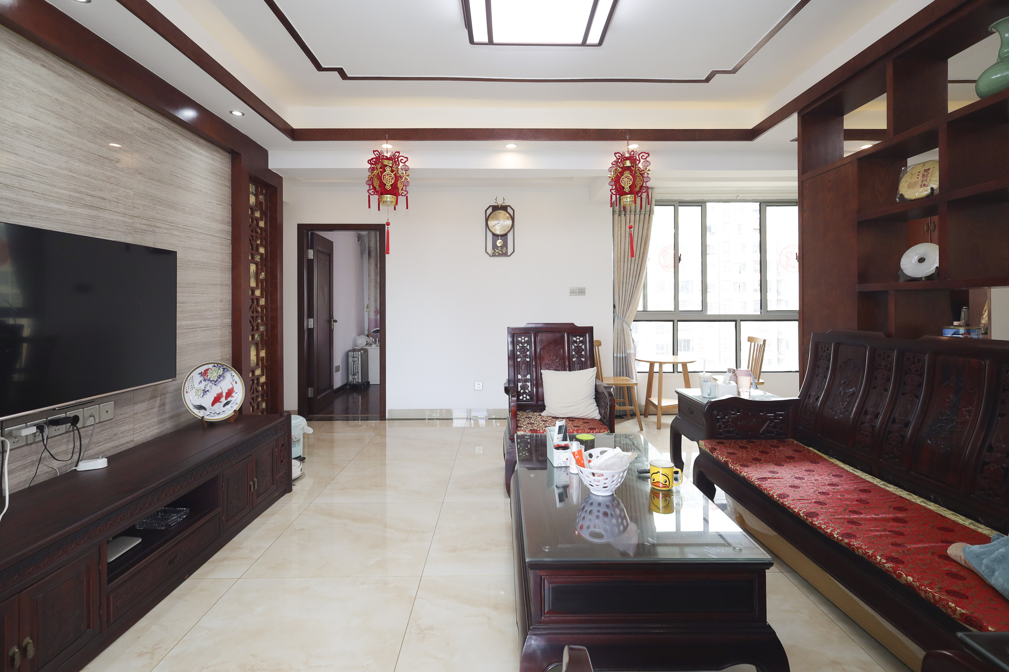 钱隆世家  3室2厅2卫    98.0万 钱隆世家  3室2厅2卫    98.0万客厅