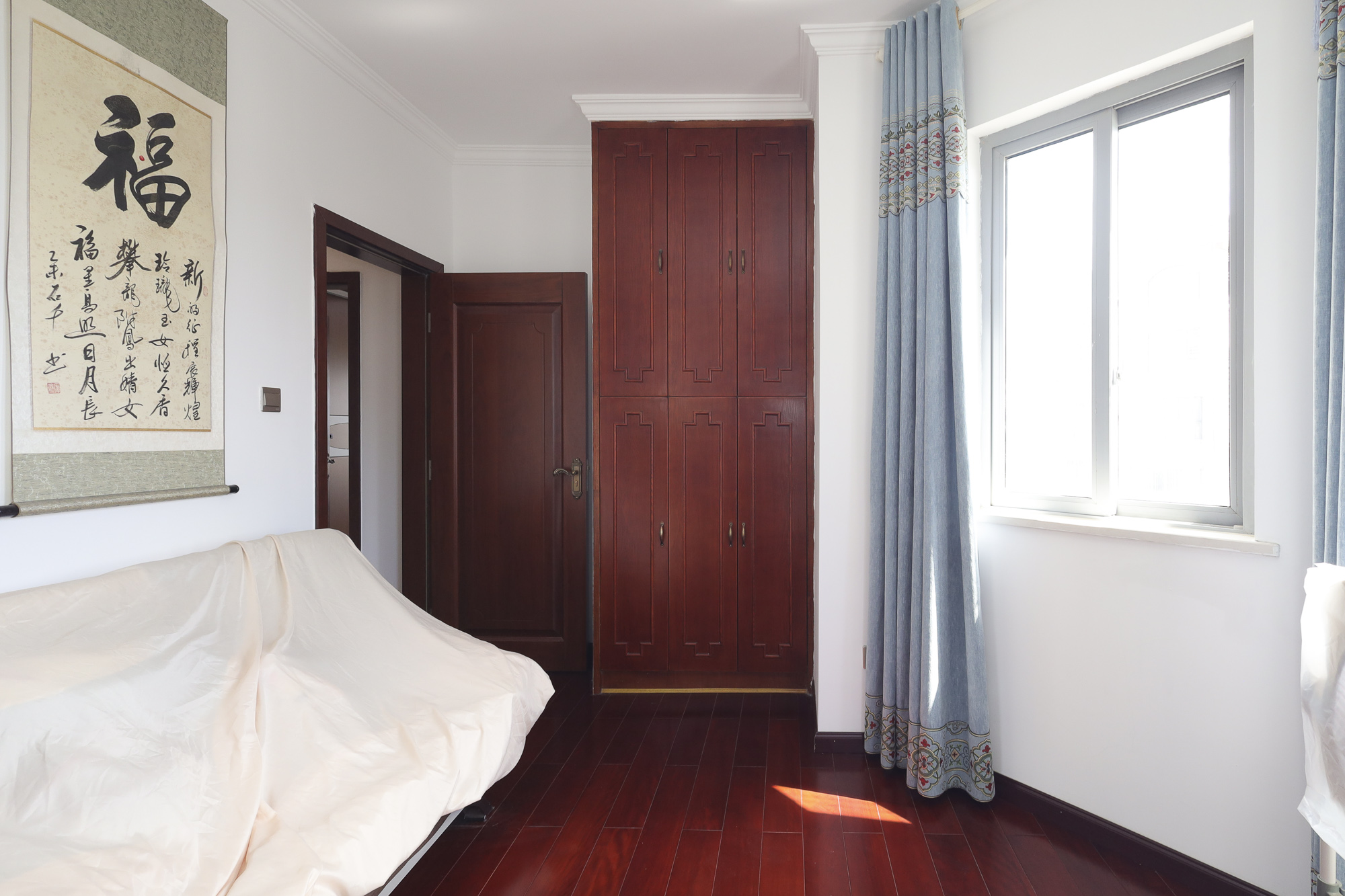 钱隆世家  3室2厅2卫    98.0万 钱隆世家  3室2厅2卫    98.0万卧室