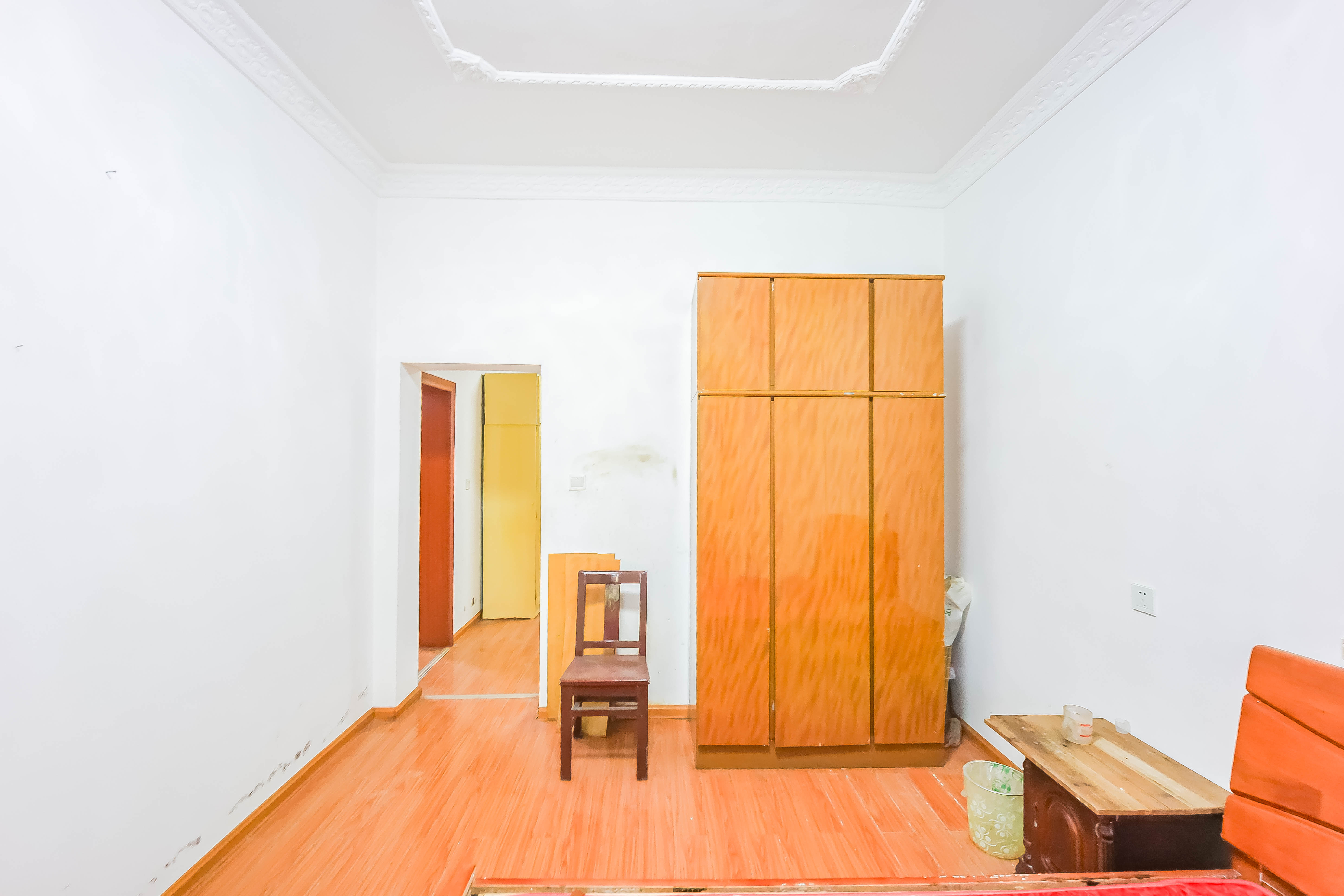 东瓜山三村(东电社区) 3室2厅1卫 64.3万 东瓜山三村(东电社区) 3室2厅1卫 64.3万卧室