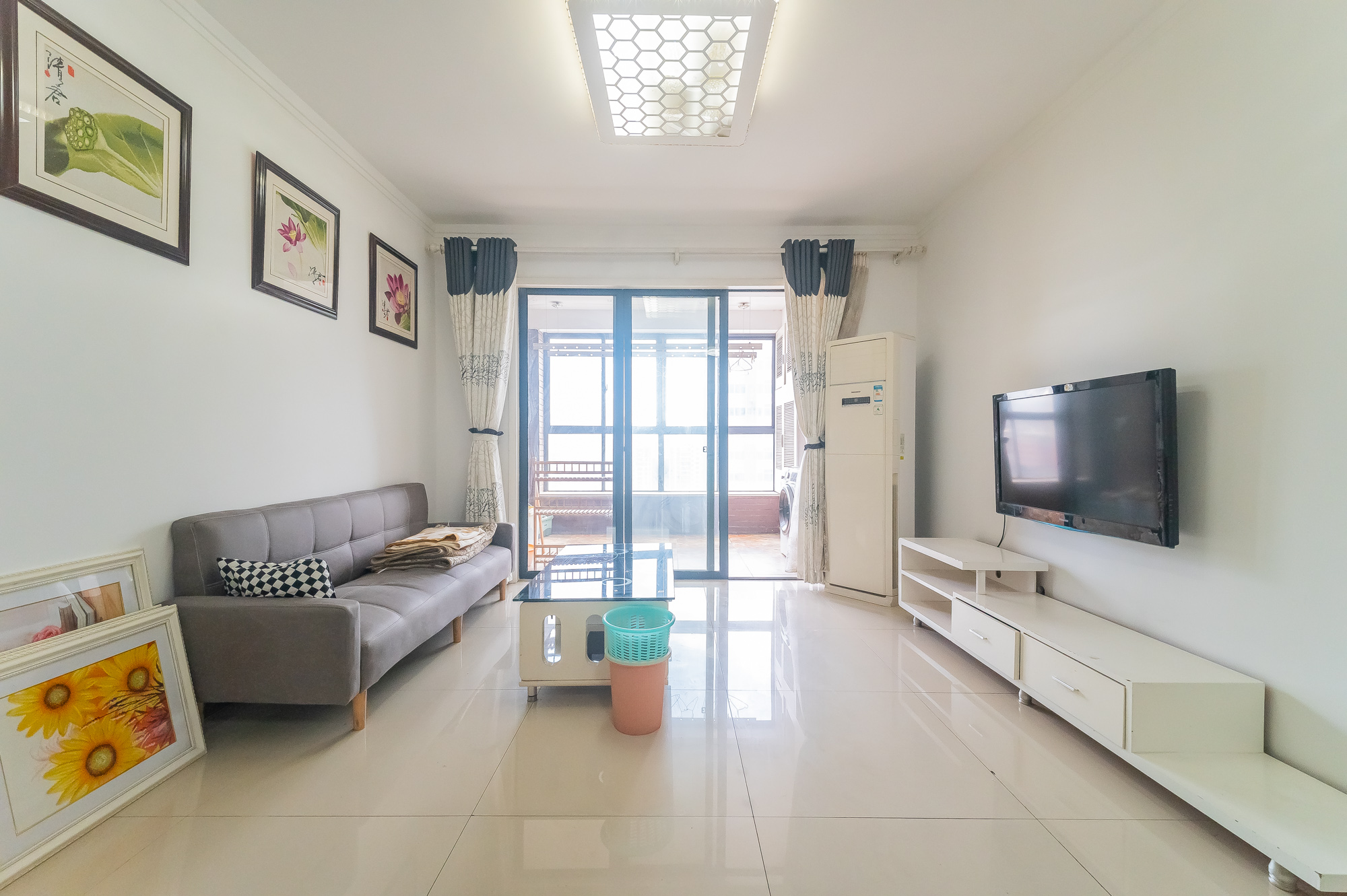 尚城  2室2厅1卫    62.8万 尚城  2室2厅1卫    62.8万