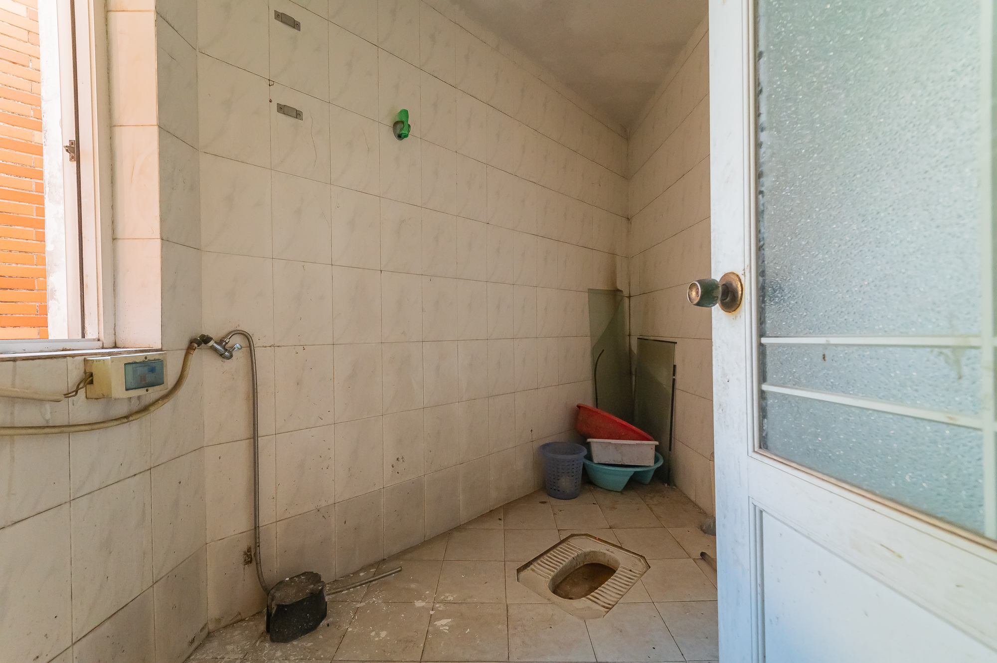 山水人家一二期 1室1厅1卫 33.5万 山水人家一二期 1室1厅1卫 33.5万卫生间