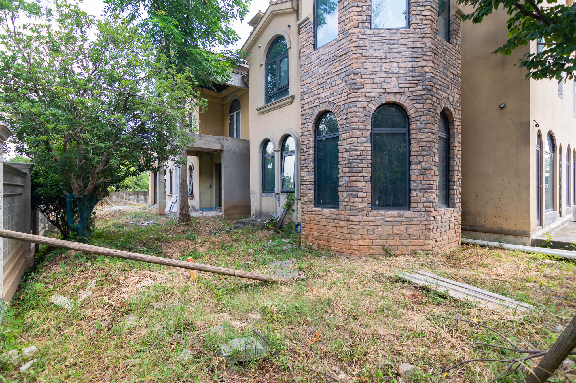 中粮北纬28°别墅 10室4厅5卫 1800.0万 中粮北纬28°别墅 10室4厅5卫 1800.0万其他