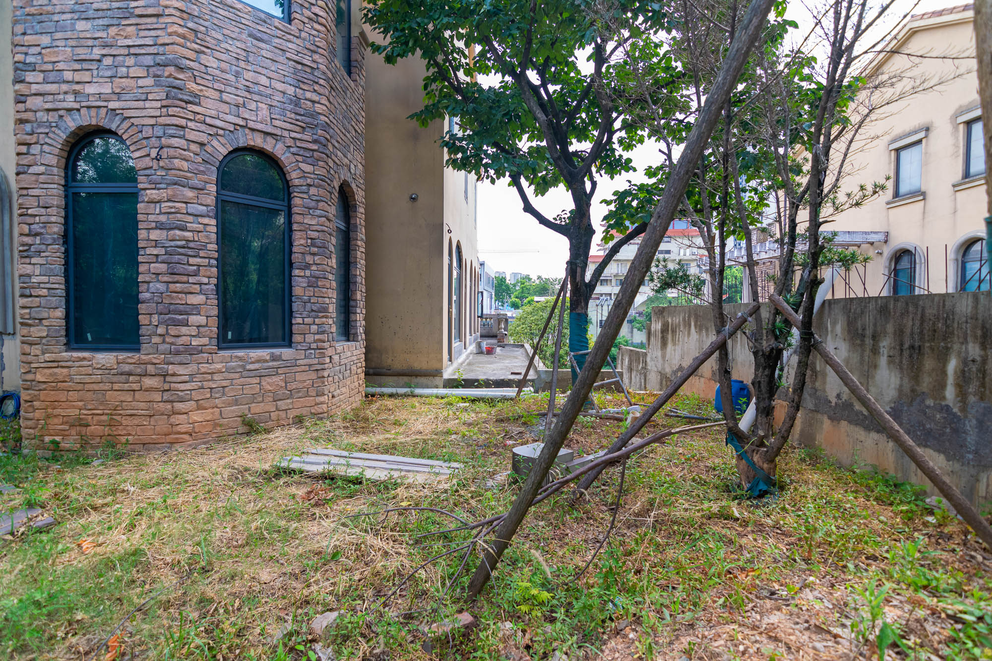 中粮北纬28°别墅 10室4厅5卫 1800.0万 中粮北纬28°别墅 10室4厅5卫 1800.0万其他