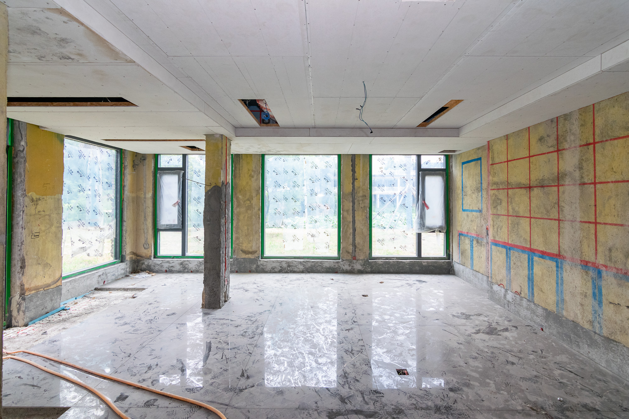 中粮北纬28°别墅 10室4厅5卫 1800.0万 中粮北纬28°别墅 10室4厅5卫 1800.0万卧室