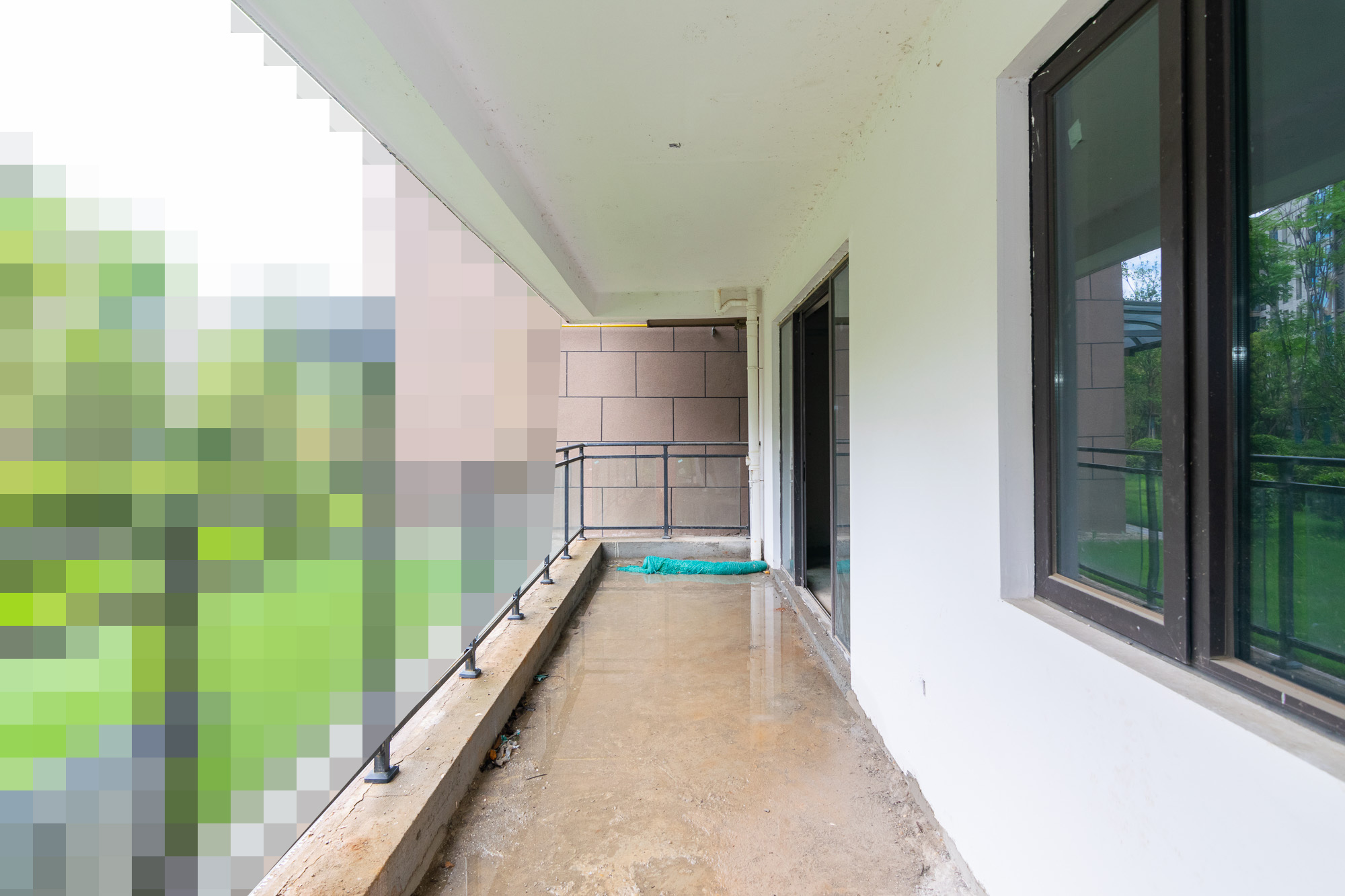 润和谷山郡(悦禧山庄水榭花都) 4室2厅2卫 137.5万 润和谷山郡(悦禧山庄水榭花都) 4室2厅2卫 137.5万阳台