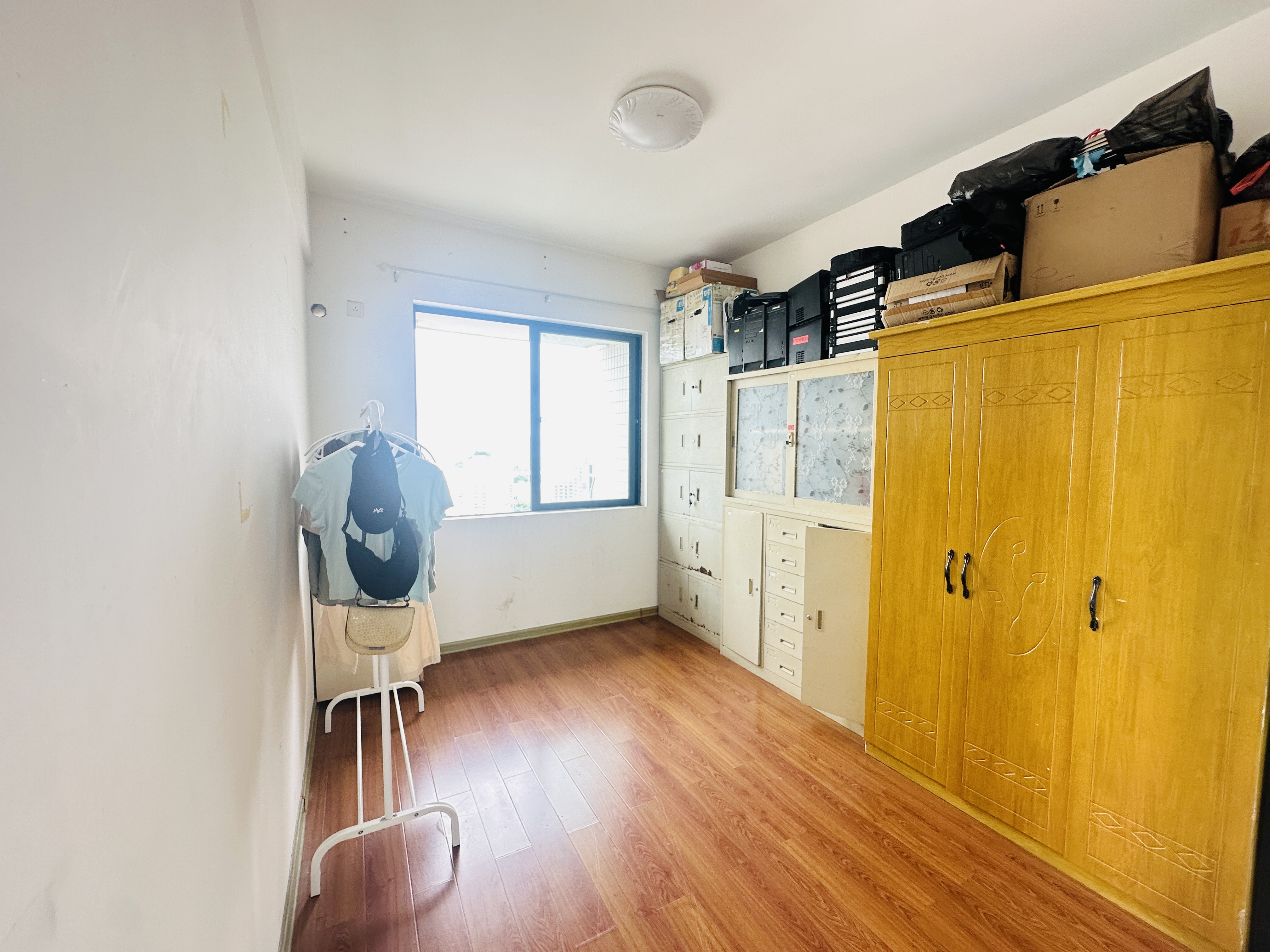 滨海贵族 3室2厅2卫 176.0万 滨海贵族 3室2厅2卫 176.0万其他