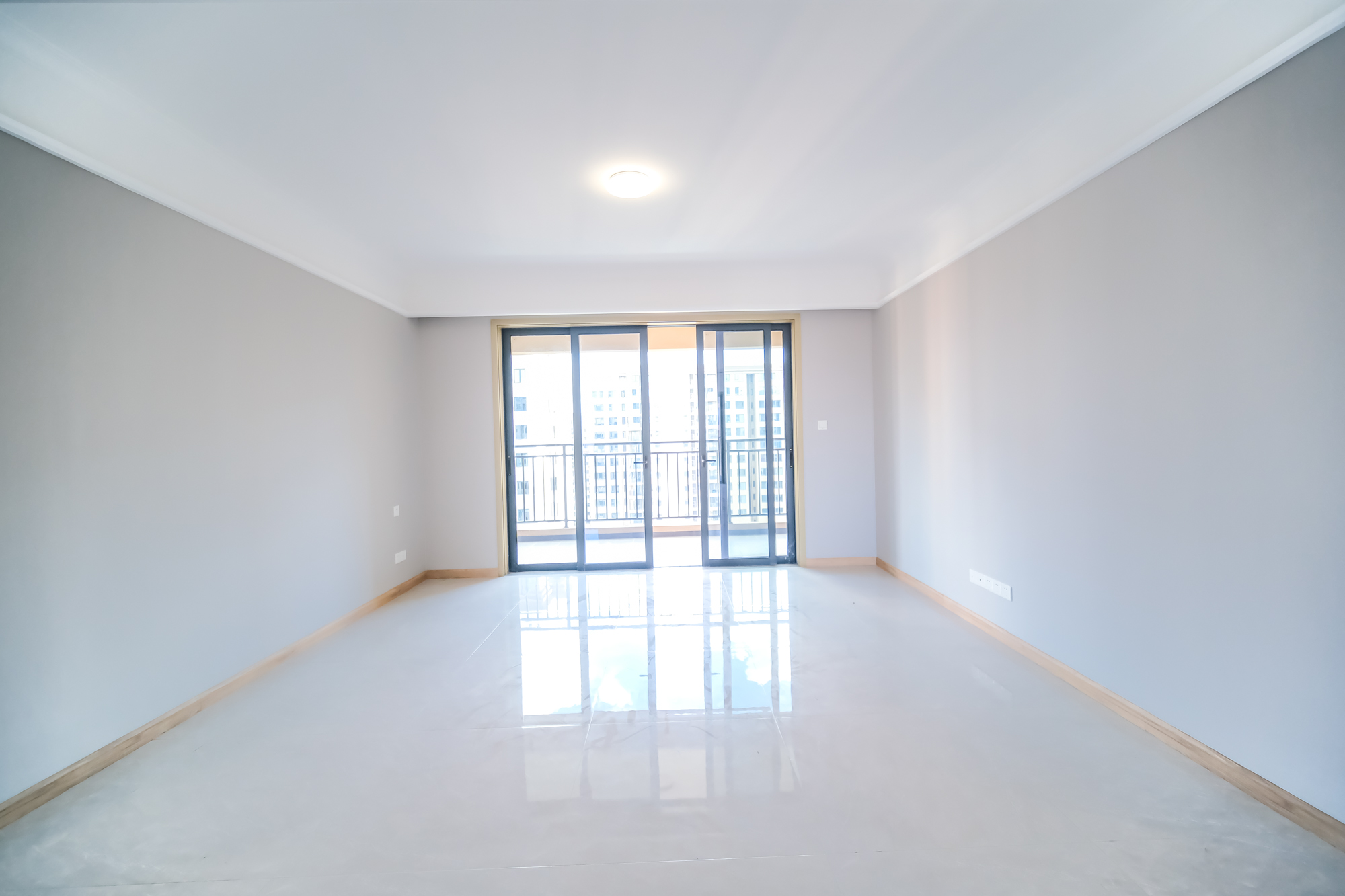 运达锦绣广场  4室2厅2卫    180.0万 运达锦绣广场  4室2厅2卫    180.0万