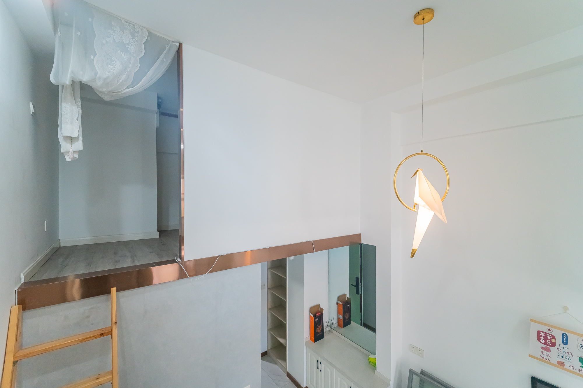 华润置地广场二期 1室1厅1卫 30.0万 华润置地广场二期 1室1厅1卫 30.0万卧室