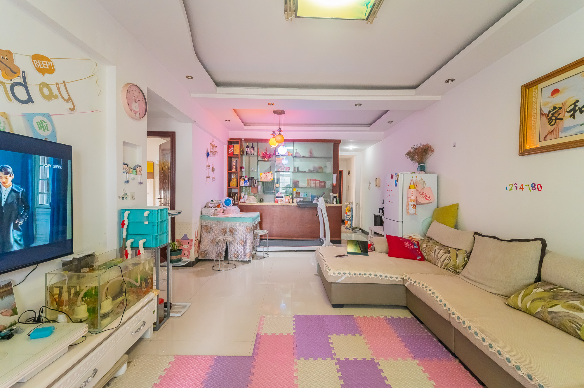 筑梦佳园  3室2厅1卫    56.8万 筑梦佳园  3室2厅1卫    56.8万客厅